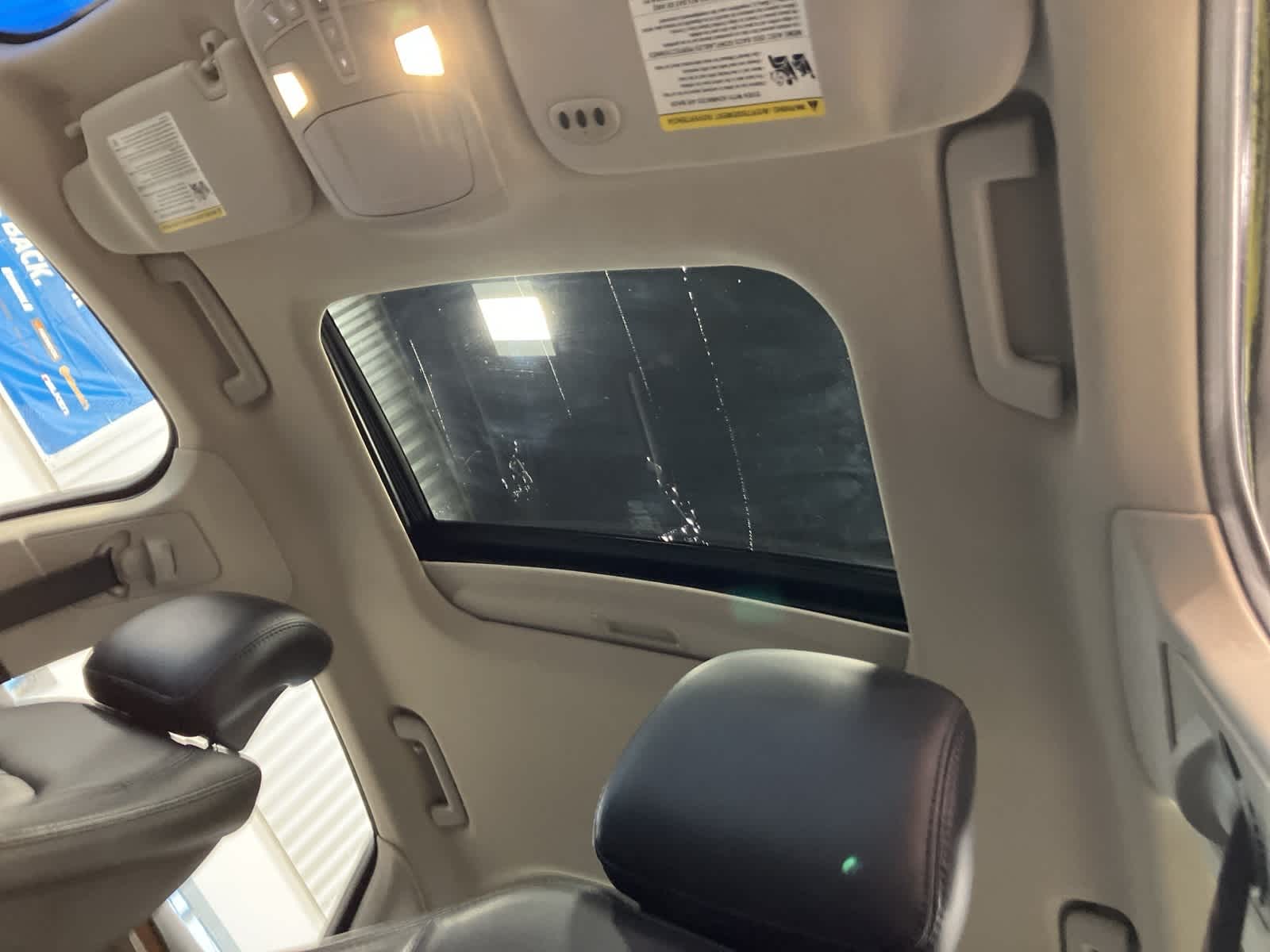 Thumbnail: 2015 Lincoln MKZ - 12