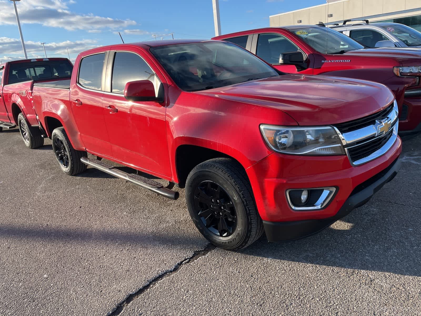 Thumbnail: 2018 Chevrolet Colorado - 20