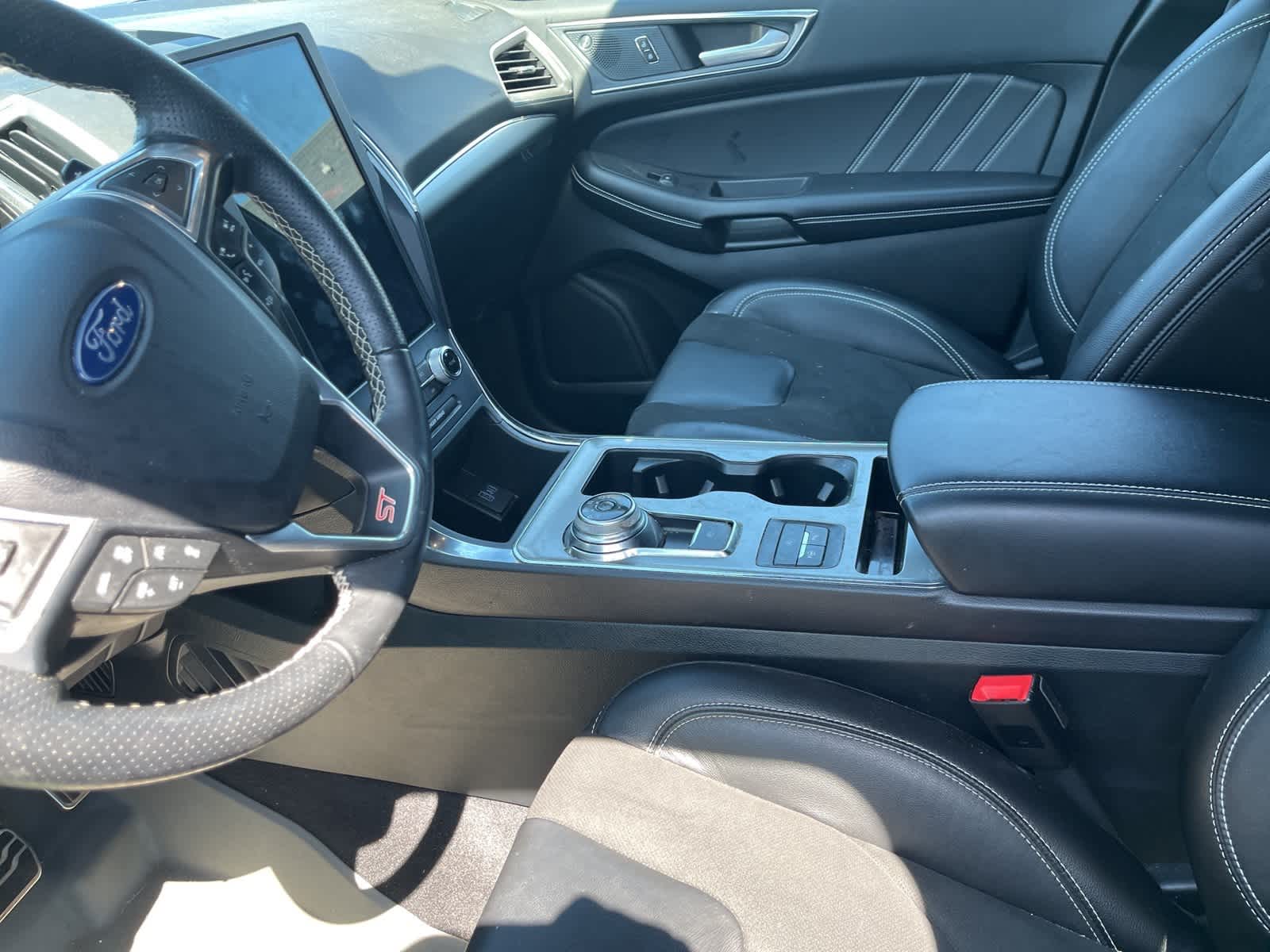 Thumbnail: 2024 Ford Edge - 23