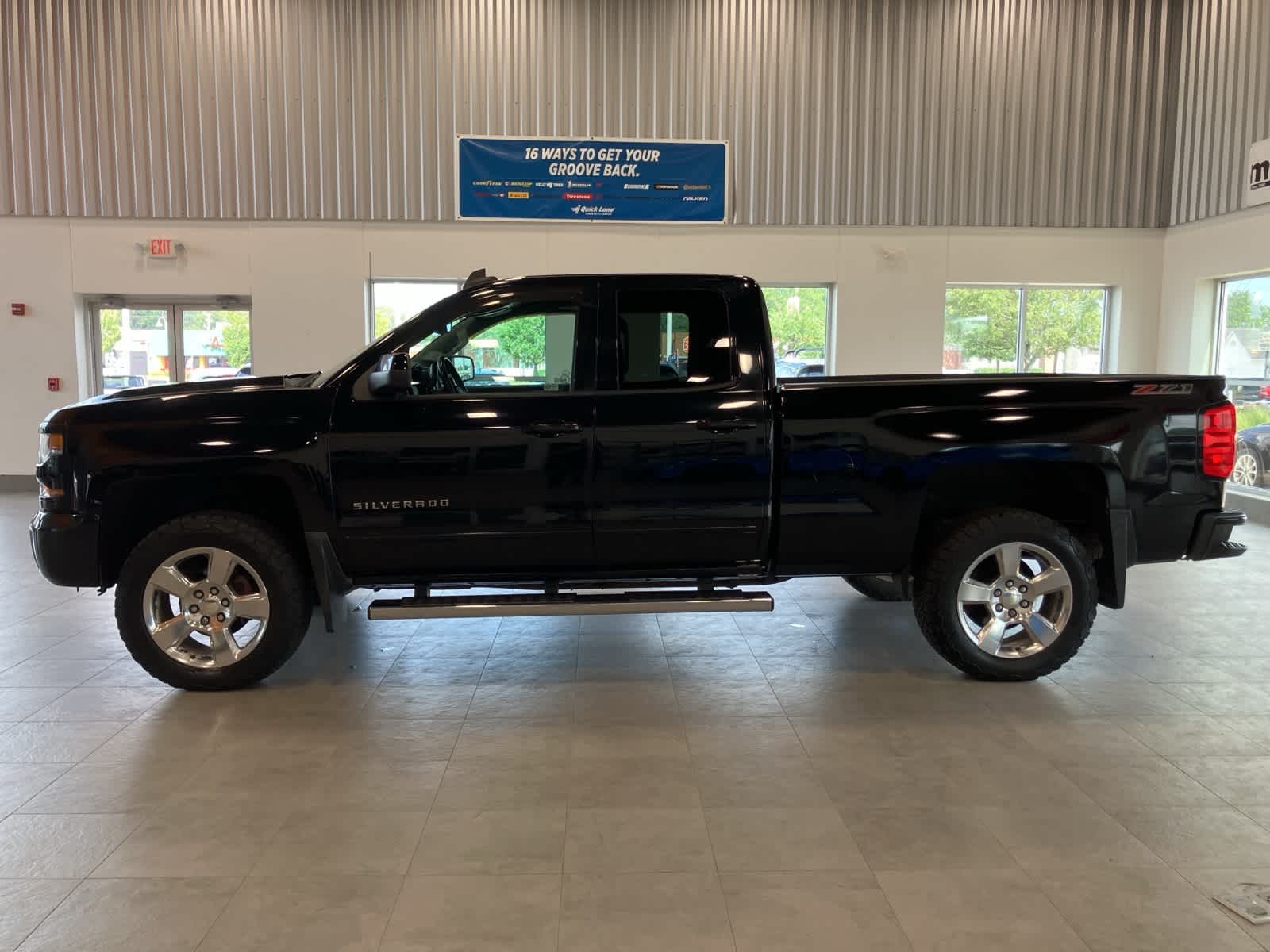 Thumbnail: 2016 Chevrolet Silverado 1500 - 8