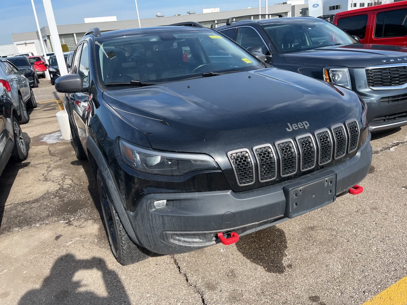 Thumbnail: 2021 Jeep Cherokee - 20