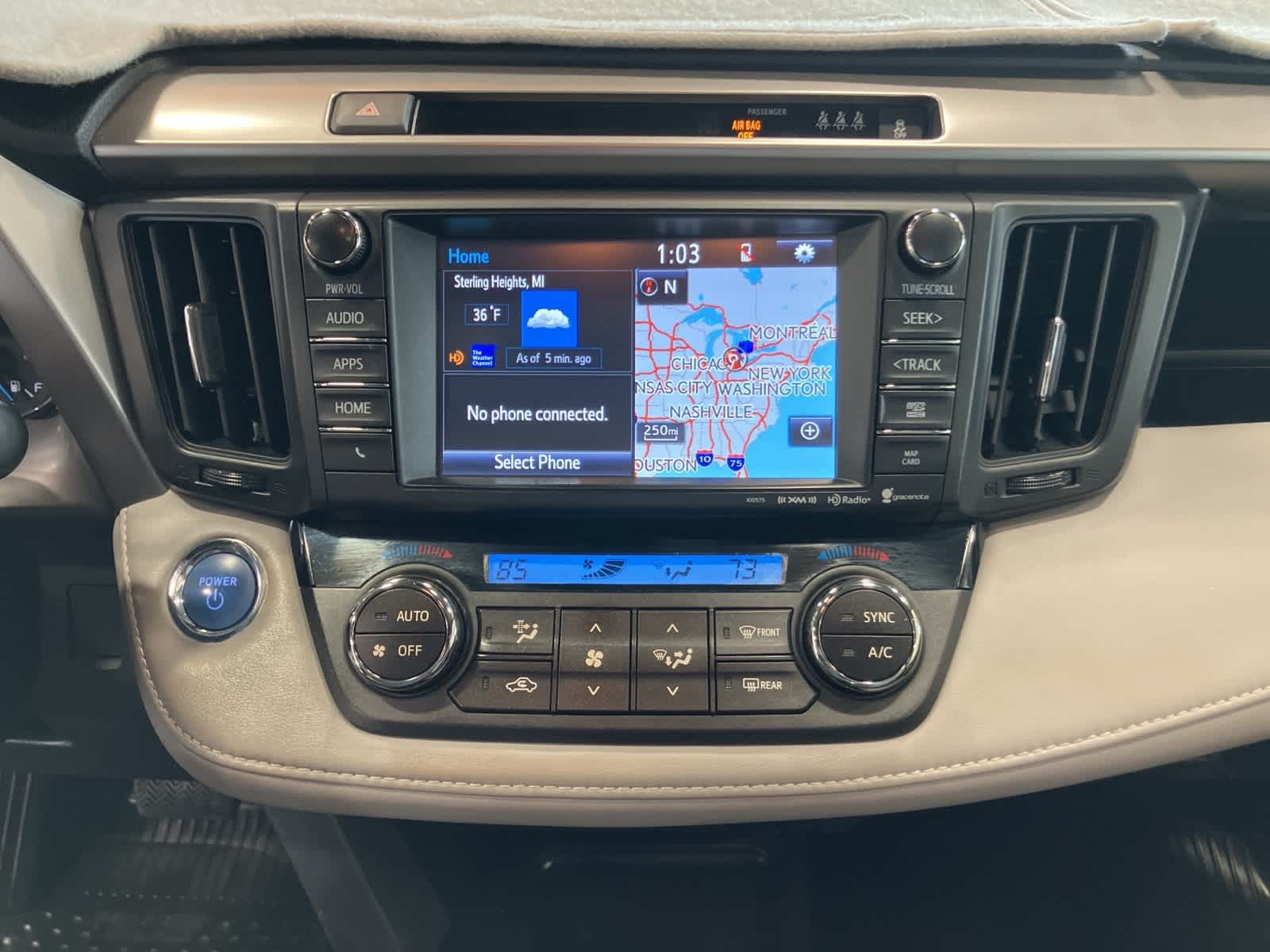 Thumbnail: 2017 Toyota RAV4 - 20