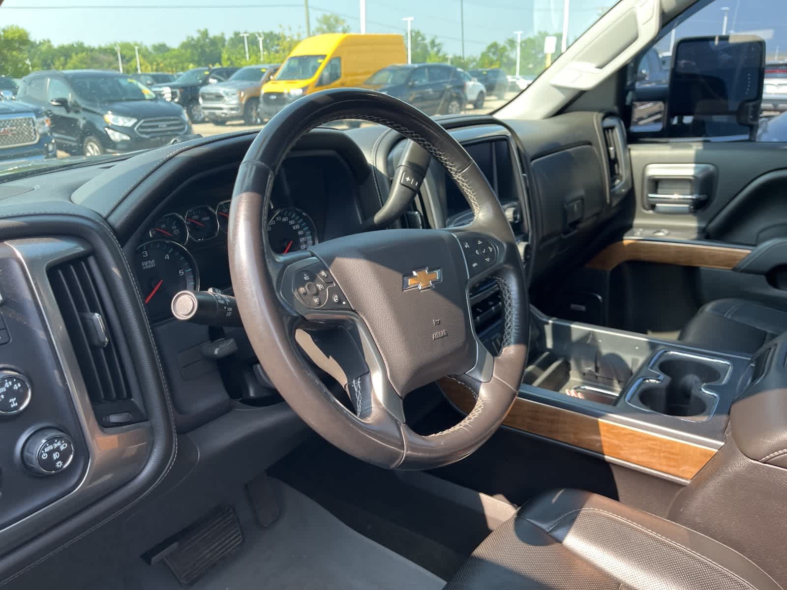 Thumbnail: 2015 Chevrolet Silverado 1500 - 26