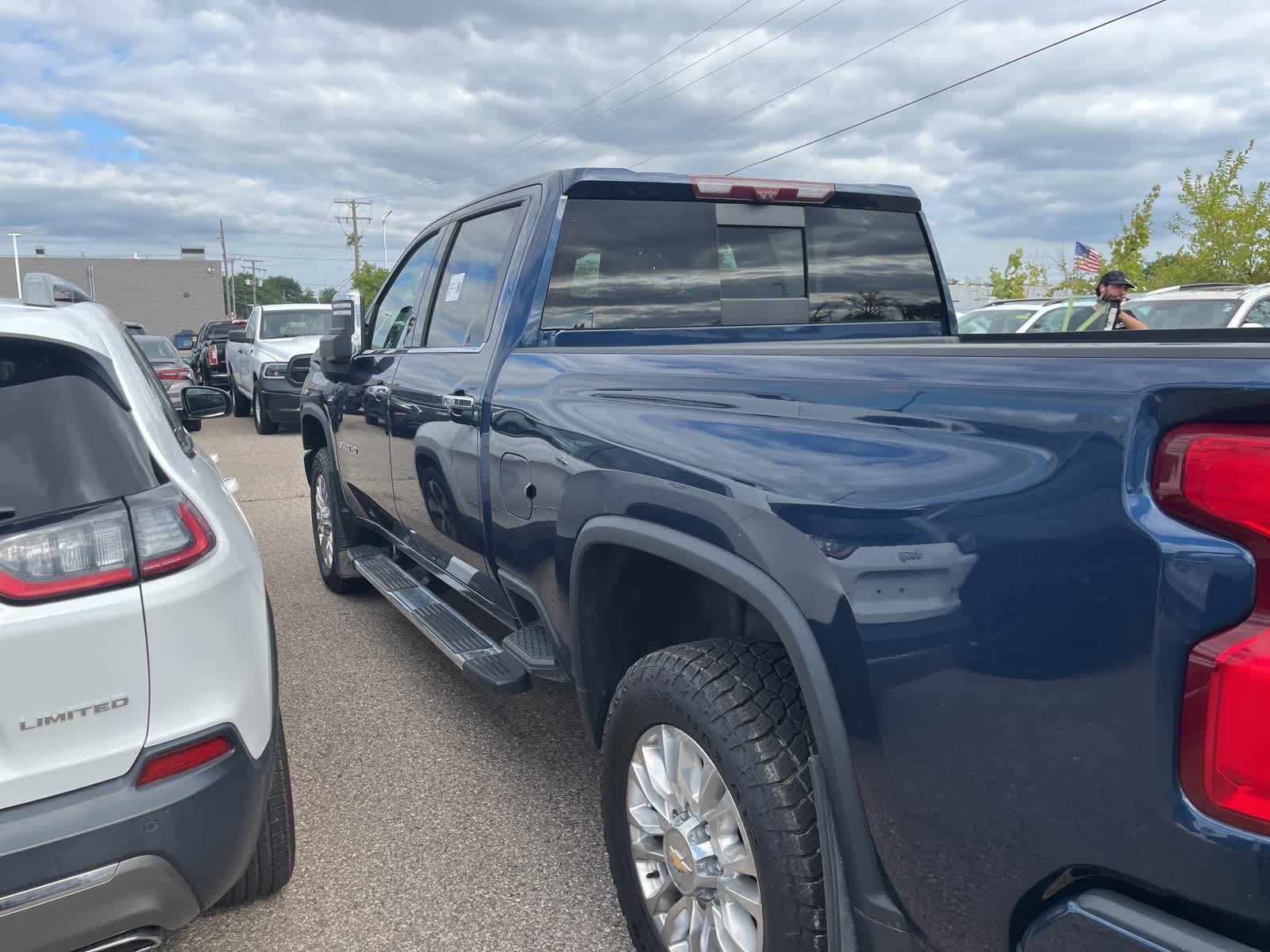 Thumbnail: 2021 Chevrolet Silverado 3500 - 13