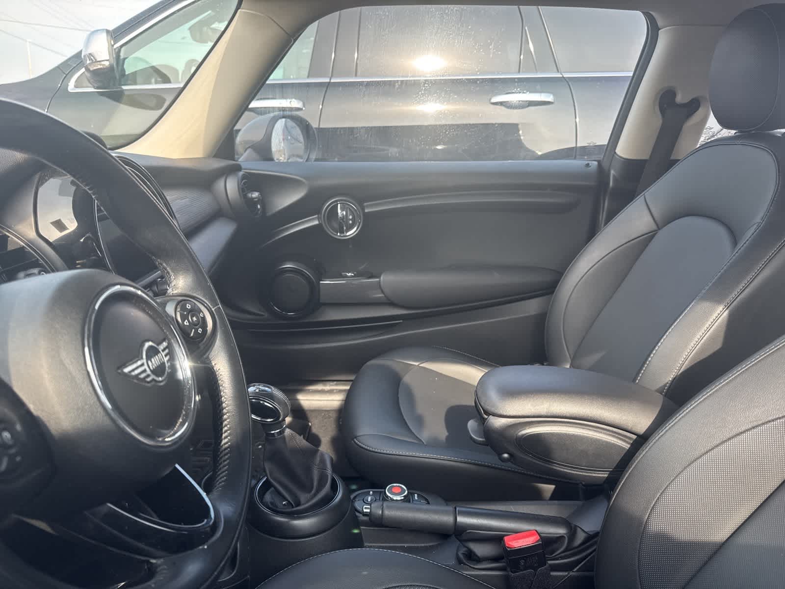 Thumbnail: 2019 MINI Cooper Hardtop - 26