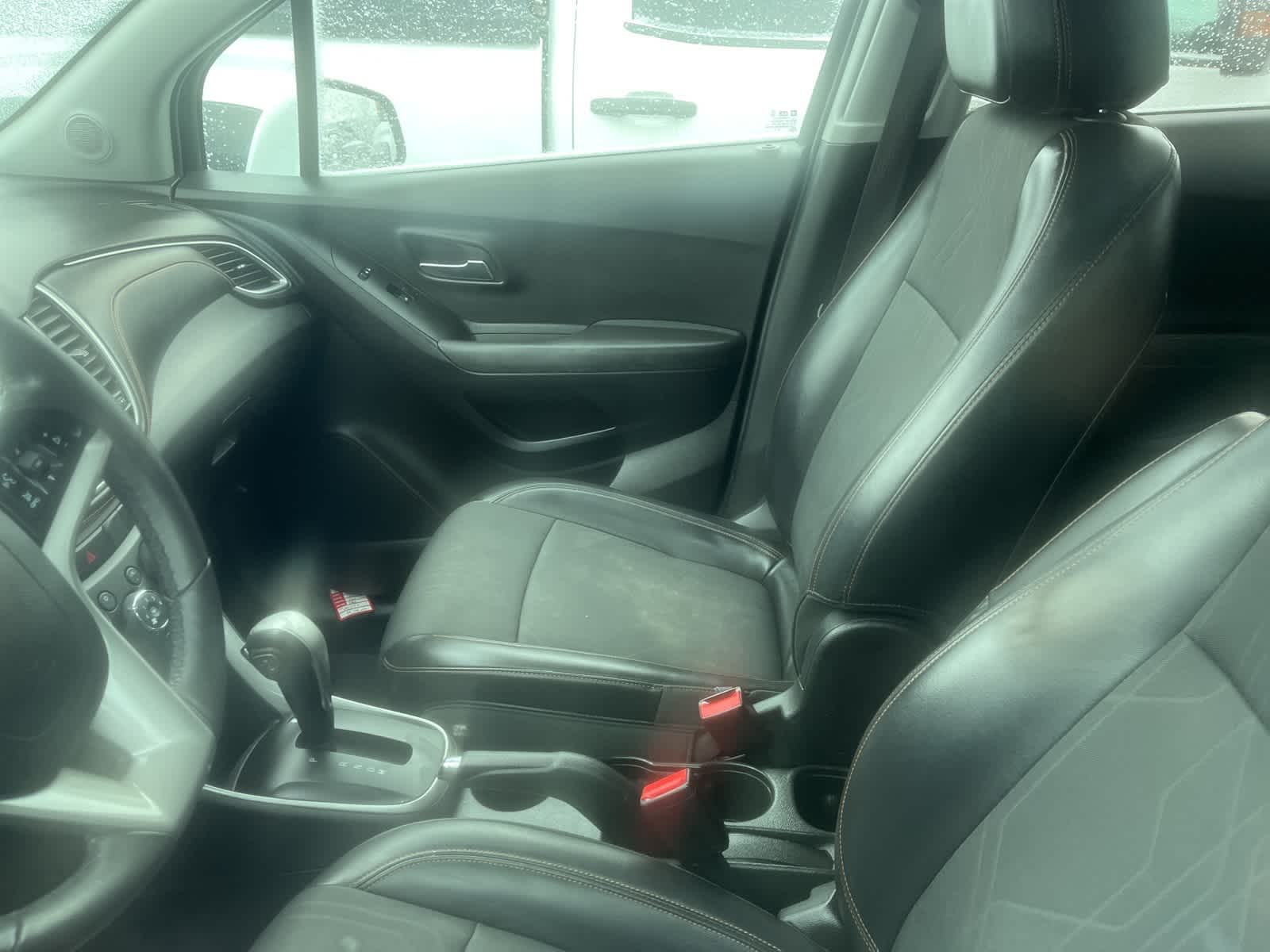 Thumbnail: 2017 Chevrolet Trax - 22