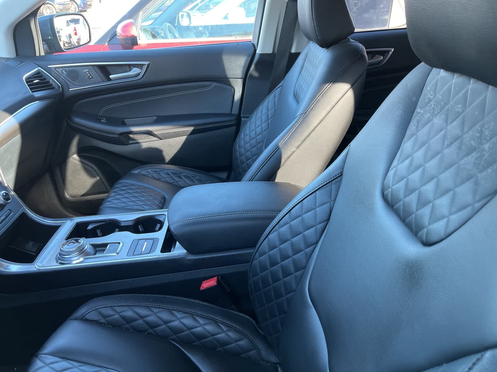 Thumbnail: 2023 Ford Edge - 22
