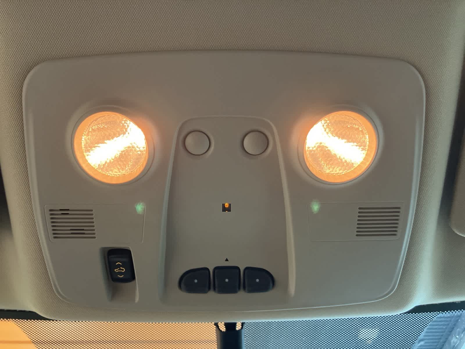 Thumbnail: 2013 GMC Acadia - 23