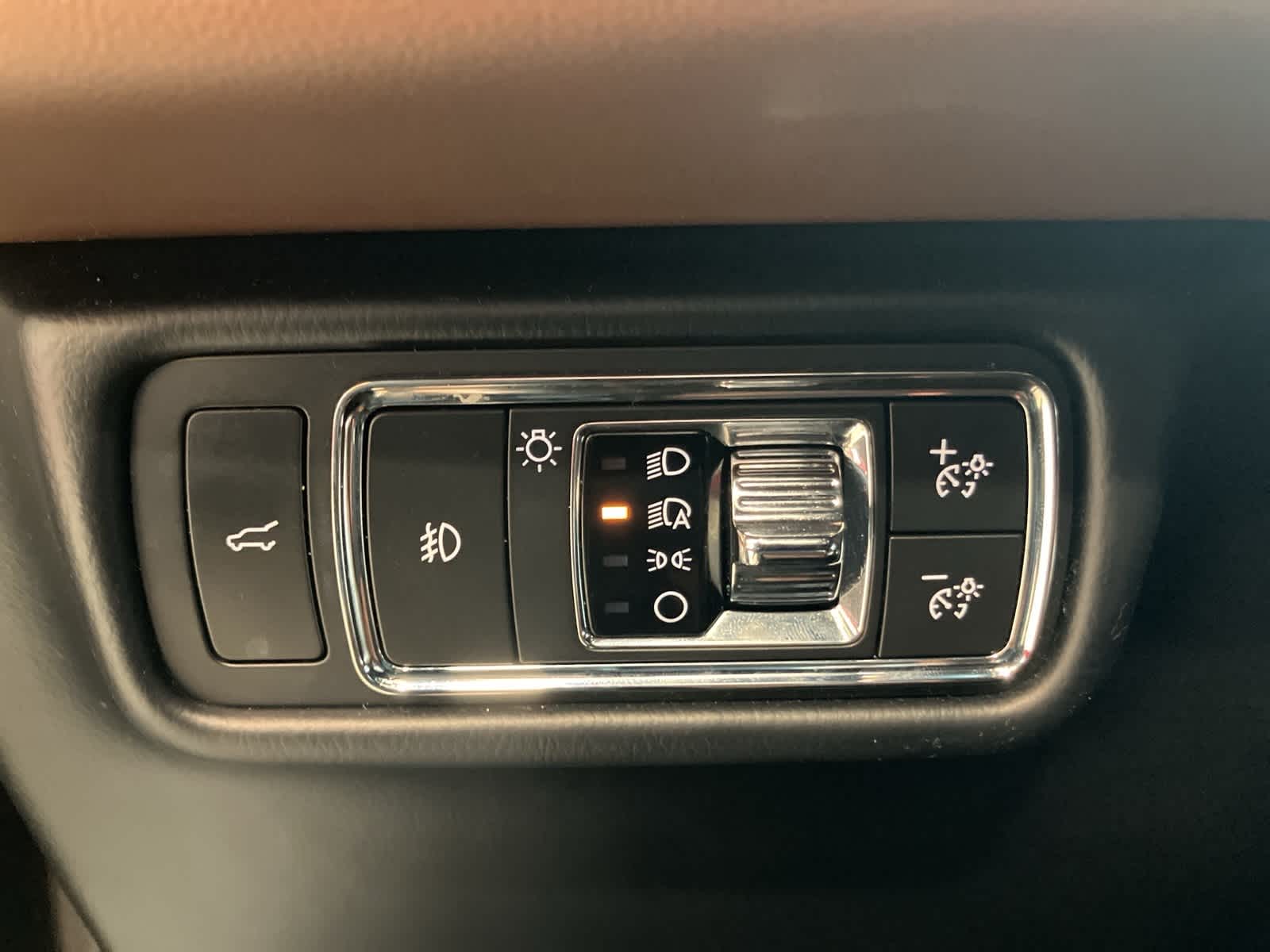 Thumbnail: 2023 Lincoln Aviator - 11