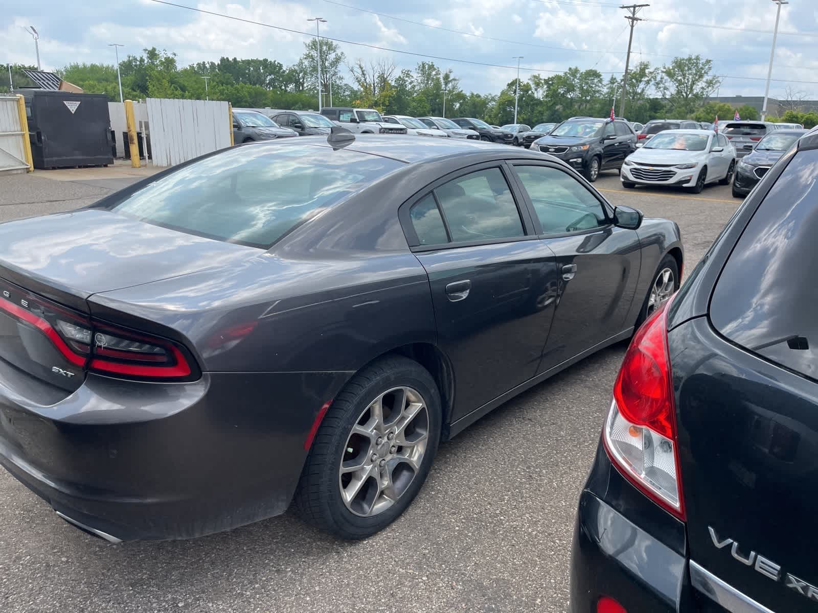 2015 Dodge Charger SXT 14