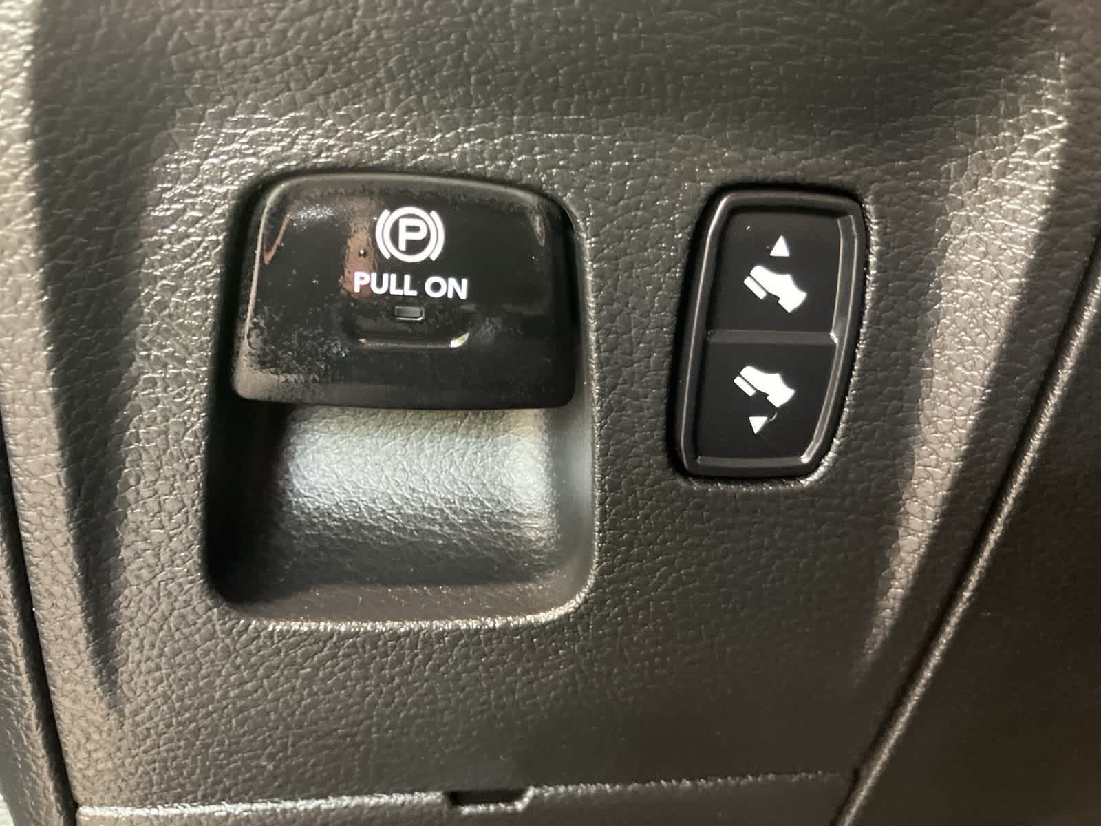 Thumbnail: 2023 RAM 1500 - 17