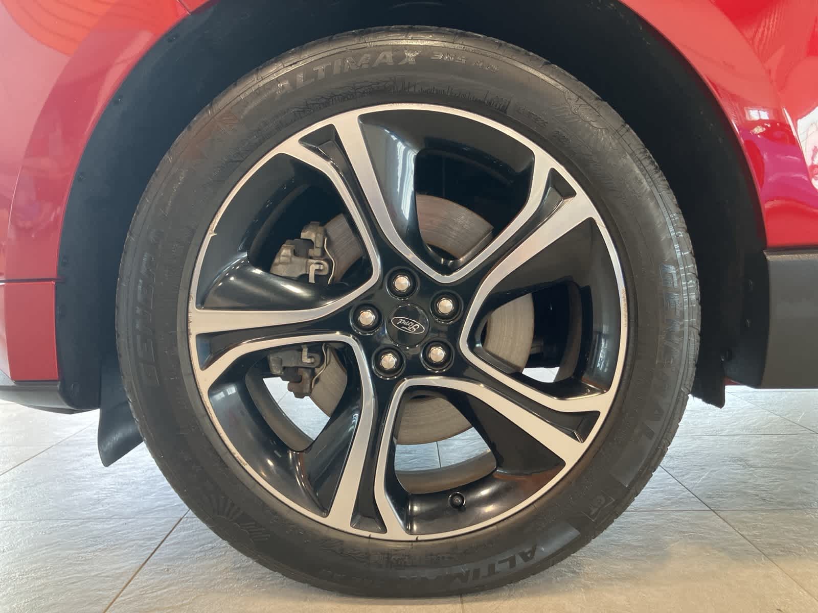 Thumbnail: 2019 Ford Edge - 9