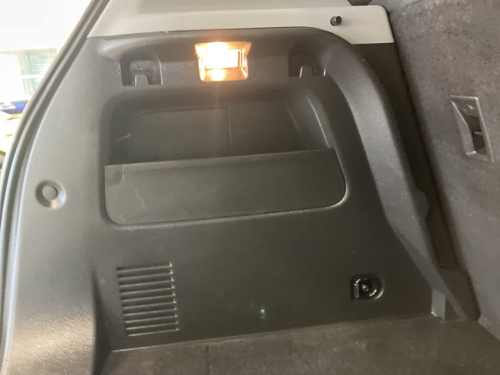 Thumbnail: 2022 Chevrolet Trax - 28