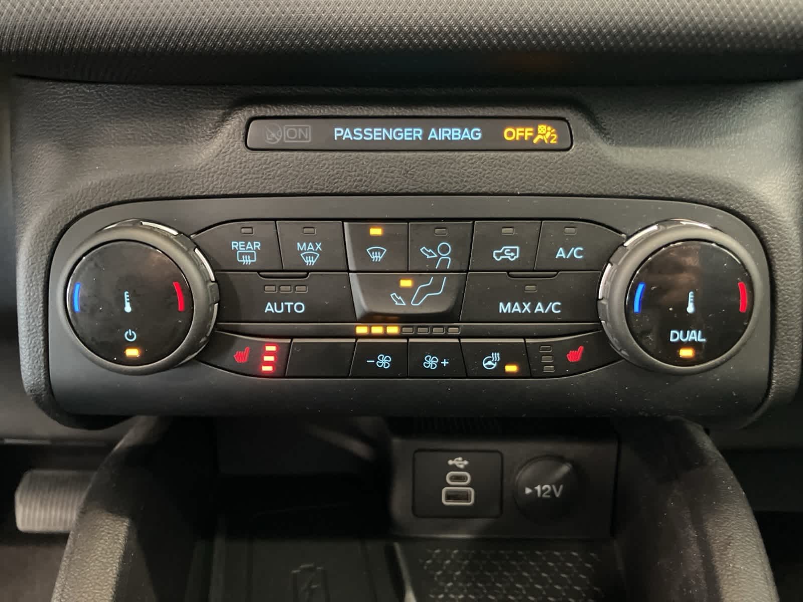 Thumbnail: 2023 Ford Bronco Sport - 21