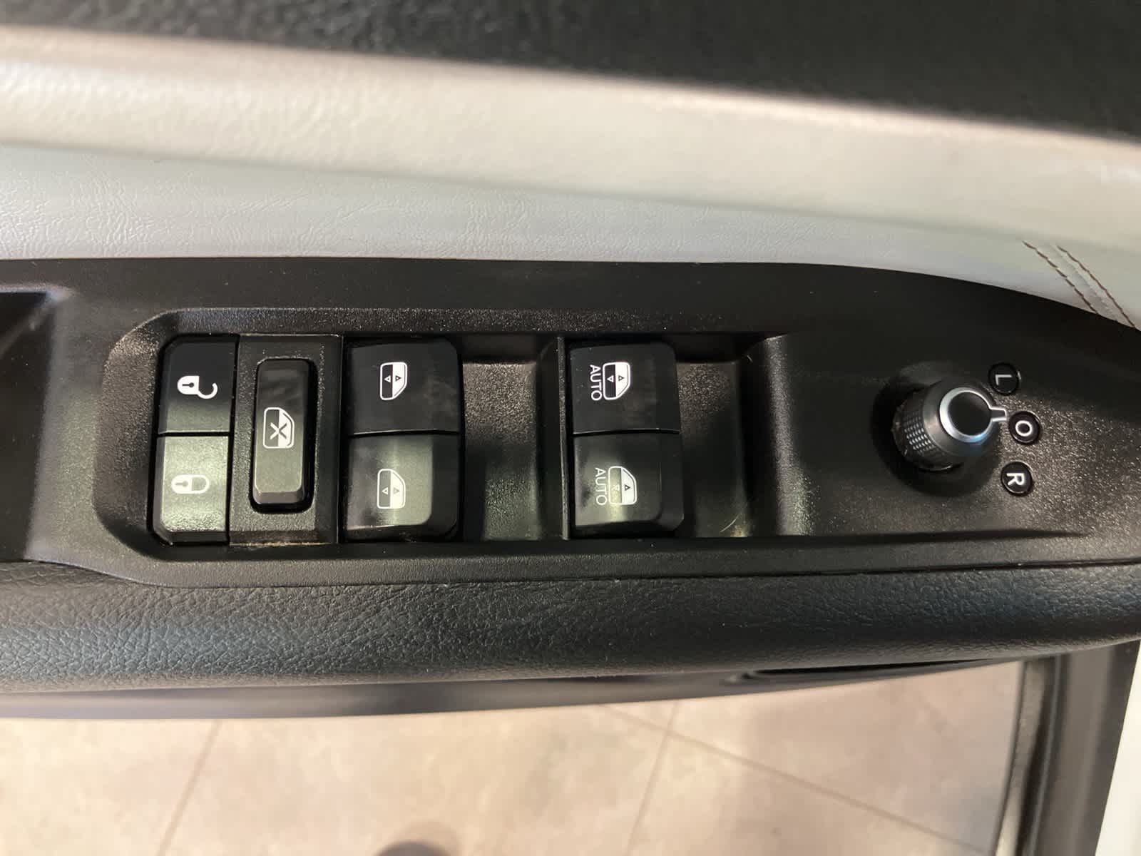 Thumbnail: 2023 Jeep Compass - 12