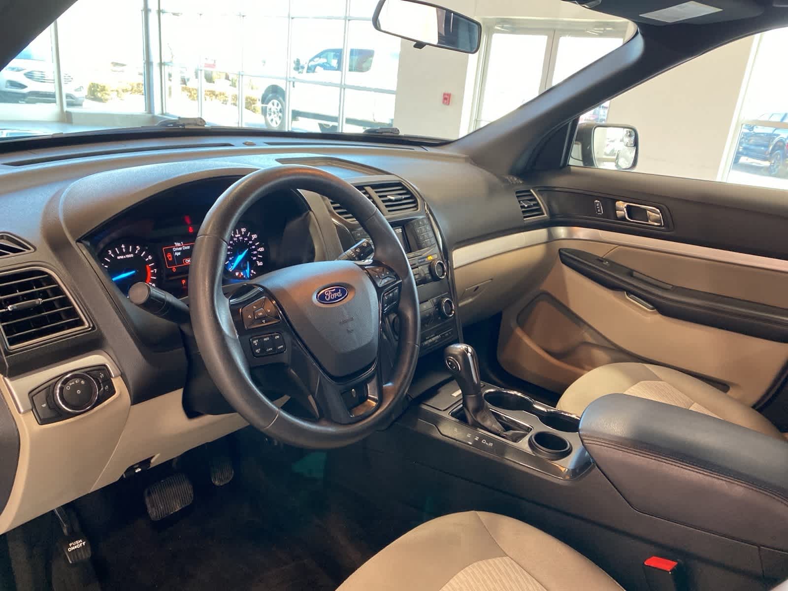 Thumbnail: 2018 Ford Explorer - 10