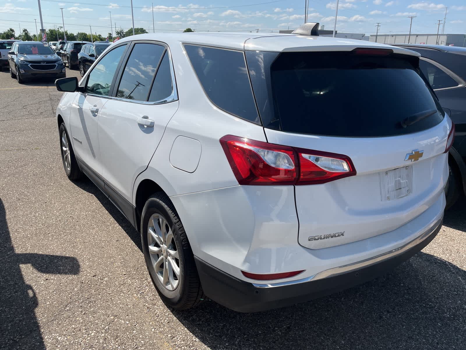 Thumbnail: 2021 Chevrolet Equinox - 9