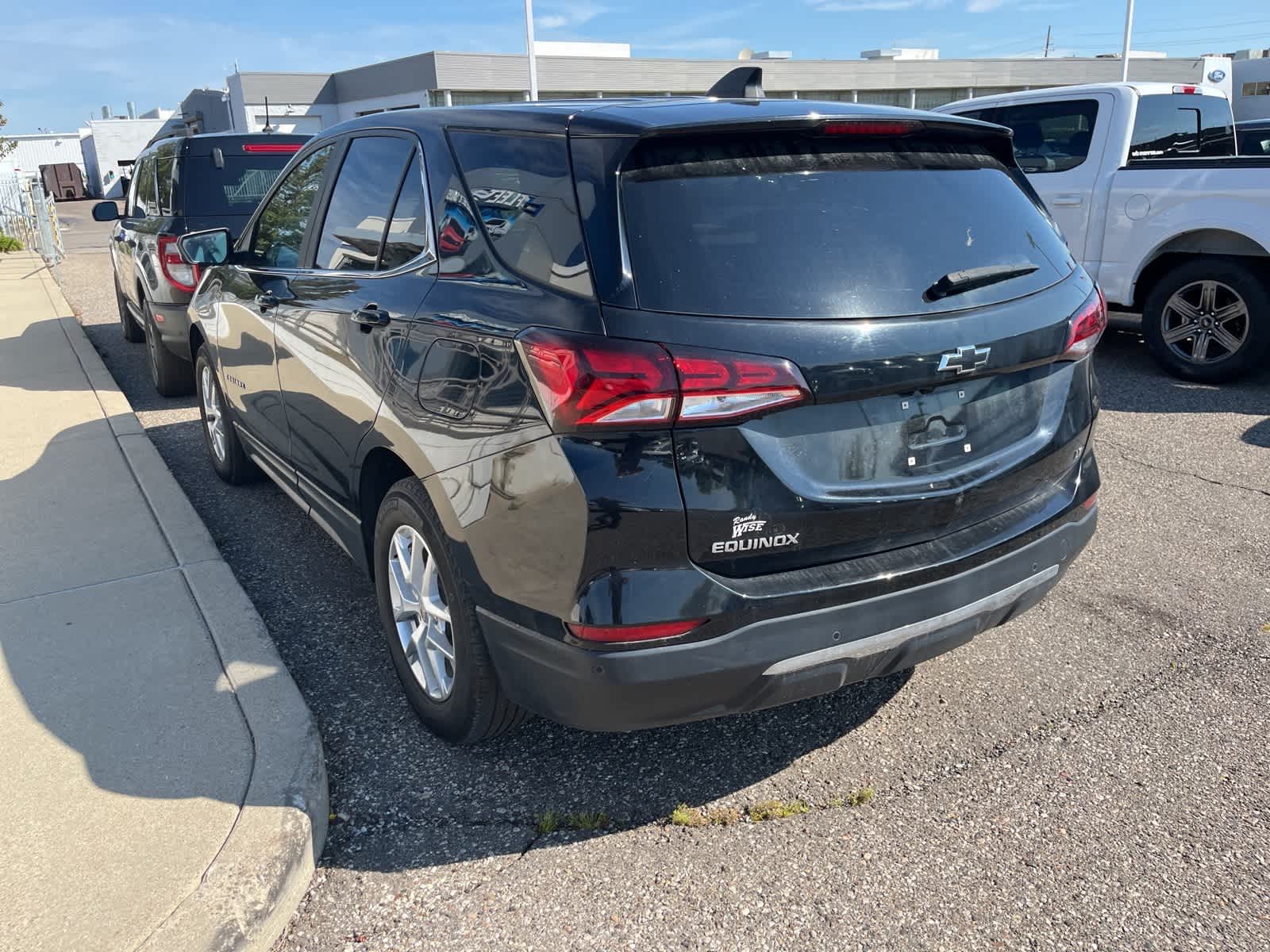 Thumbnail: 2022 Chevrolet Equinox - 8