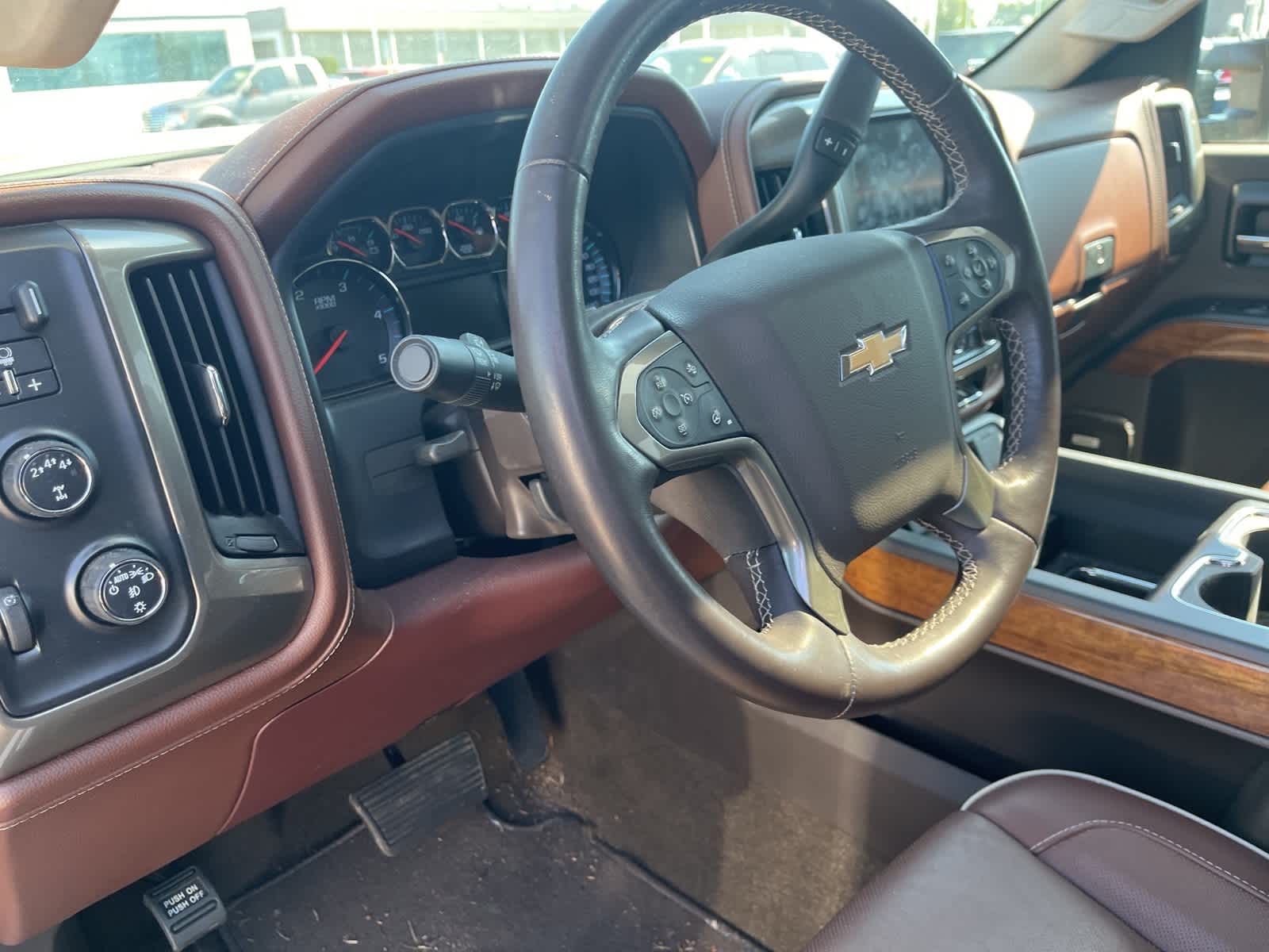 Thumbnail: 2019 Chevrolet Silverado 3500 - 27