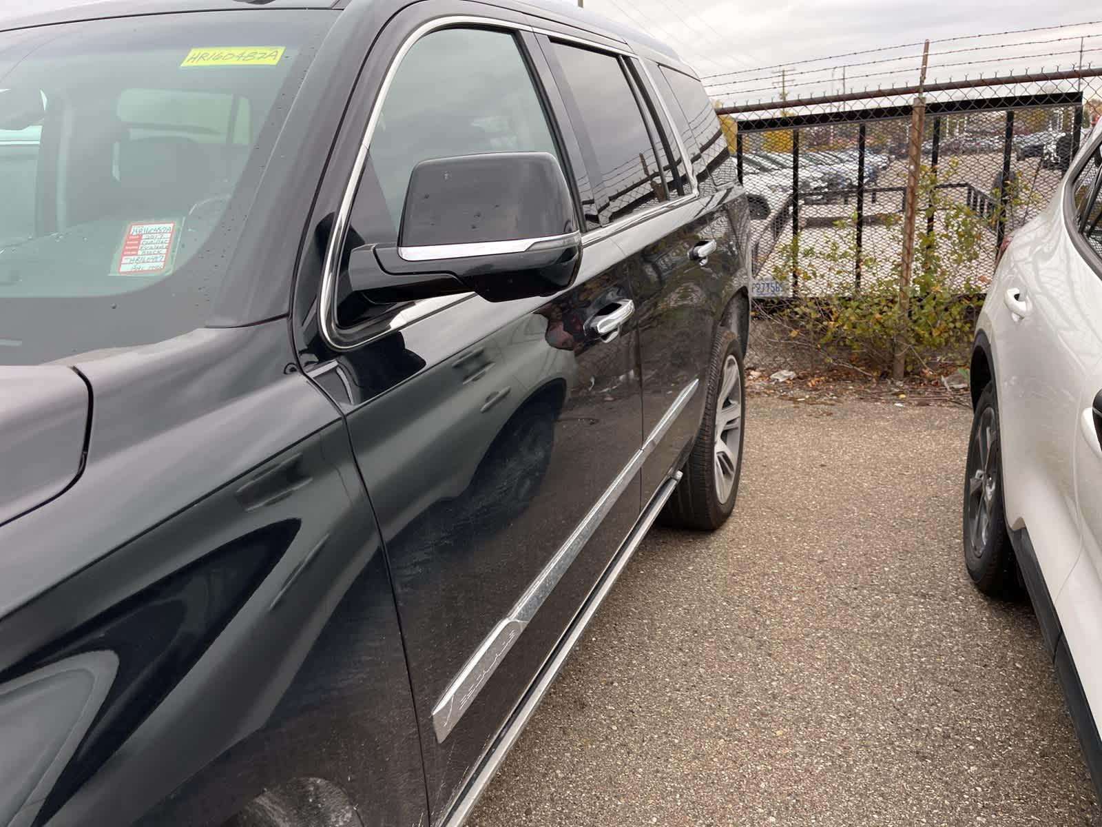 Thumbnail: 2017 Cadillac Escalade - 7