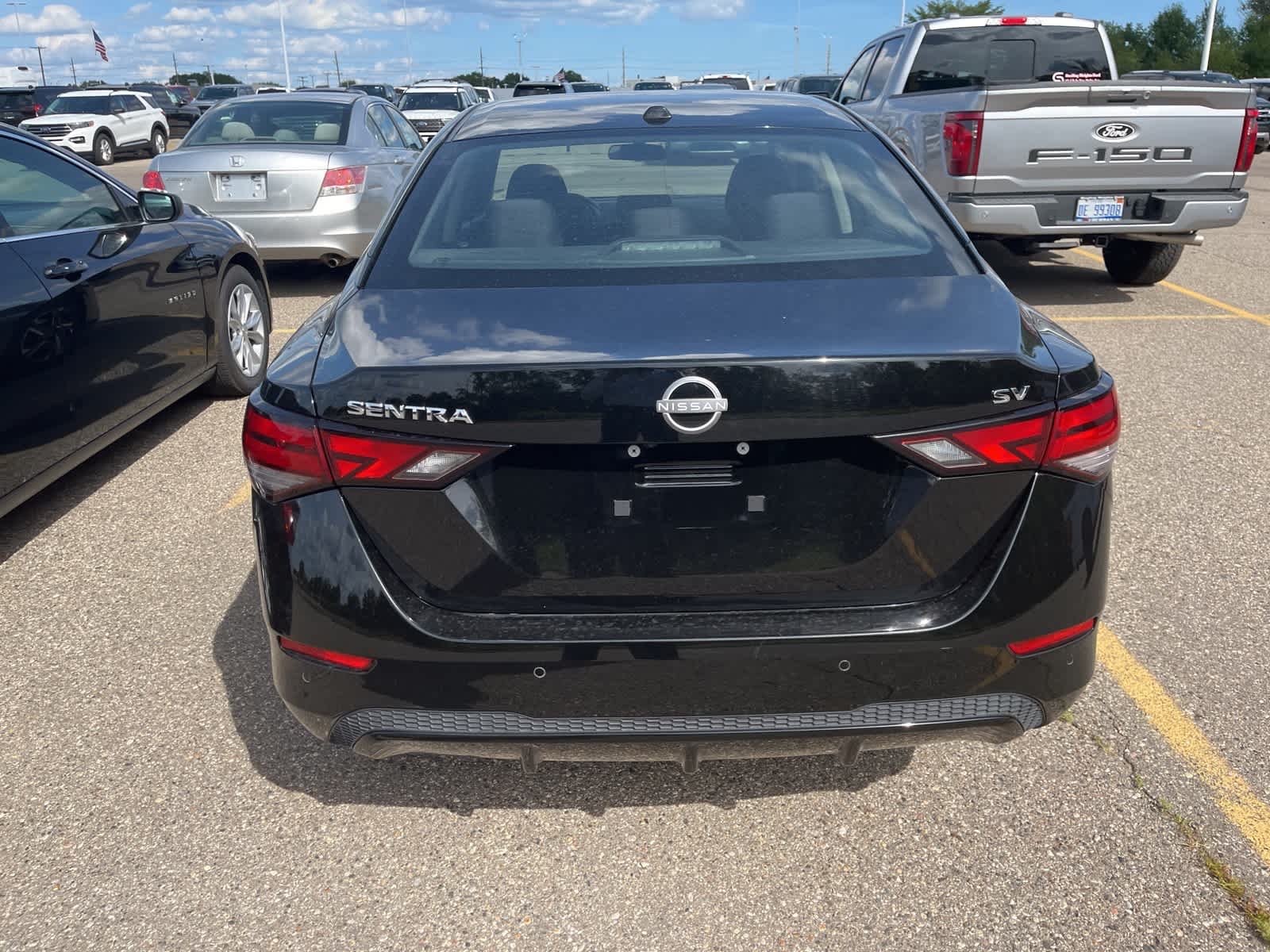 Thumbnail: 2024 Nissan Sentra - 12