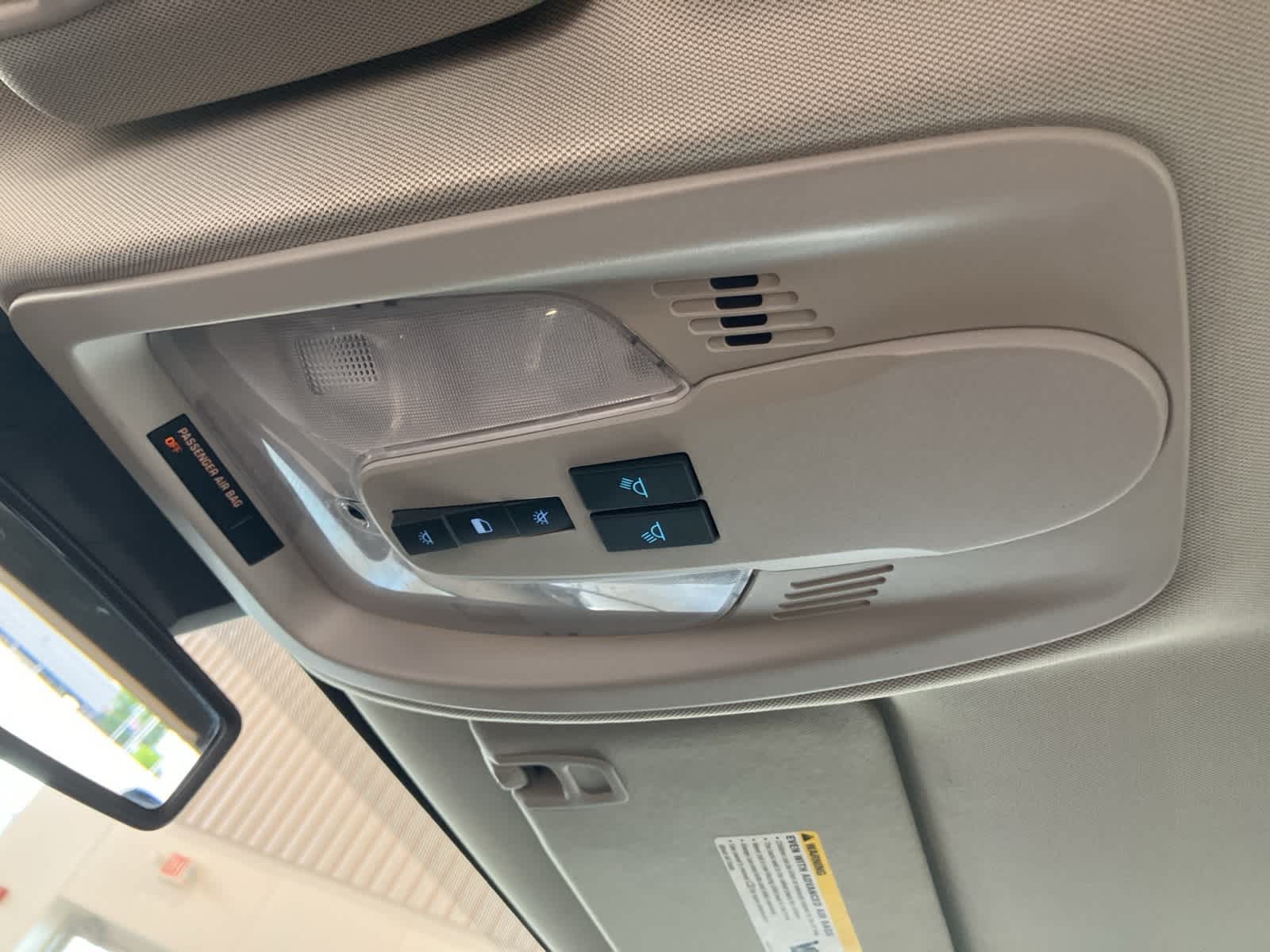 Thumbnail: 2015 Chevrolet Equinox - 17