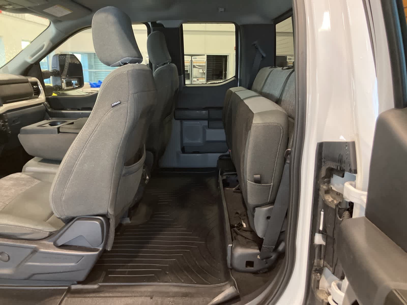 Thumbnail: 2023 Ford Econoline - 30