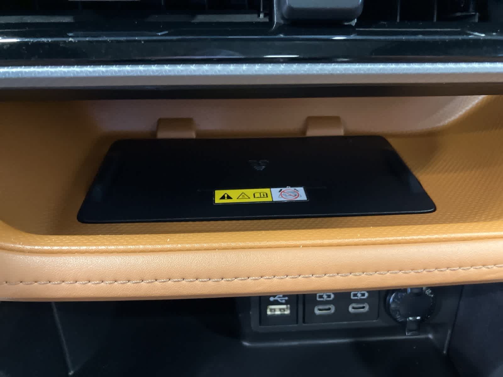 Thumbnail: 2023 Toyota Highlander - 22