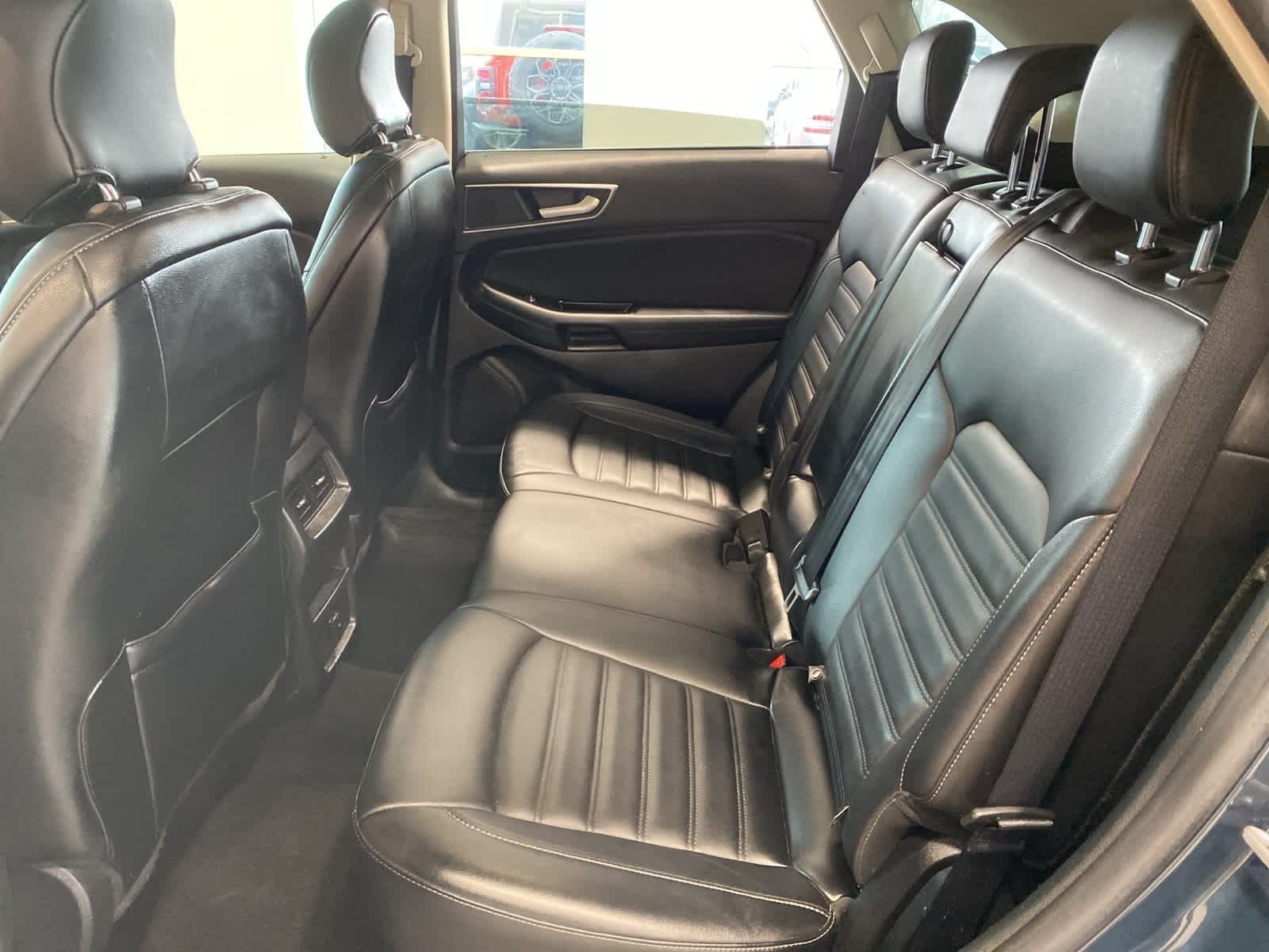 Thumbnail: 2019 Ford Edge - 26