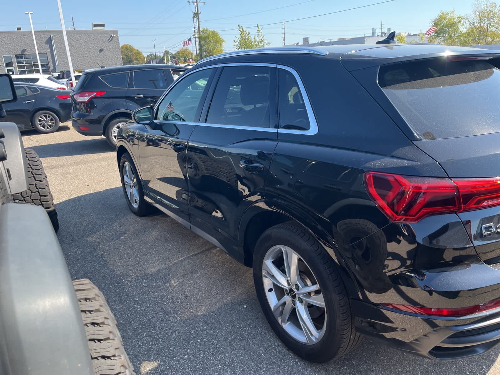 Thumbnail: 2022 Audi Q3 - 10