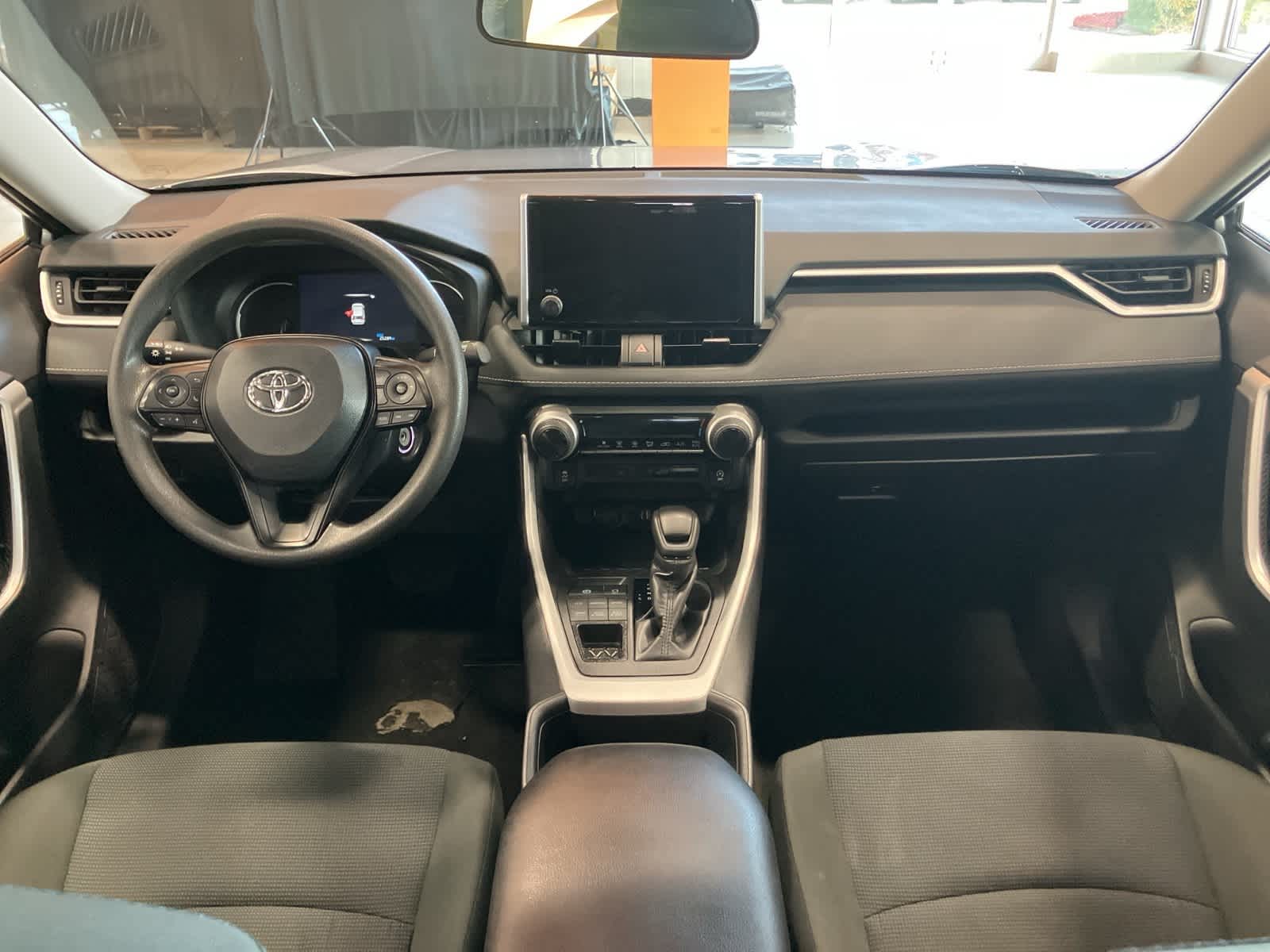 Thumbnail: 2024 Toyota RAV4 - 23