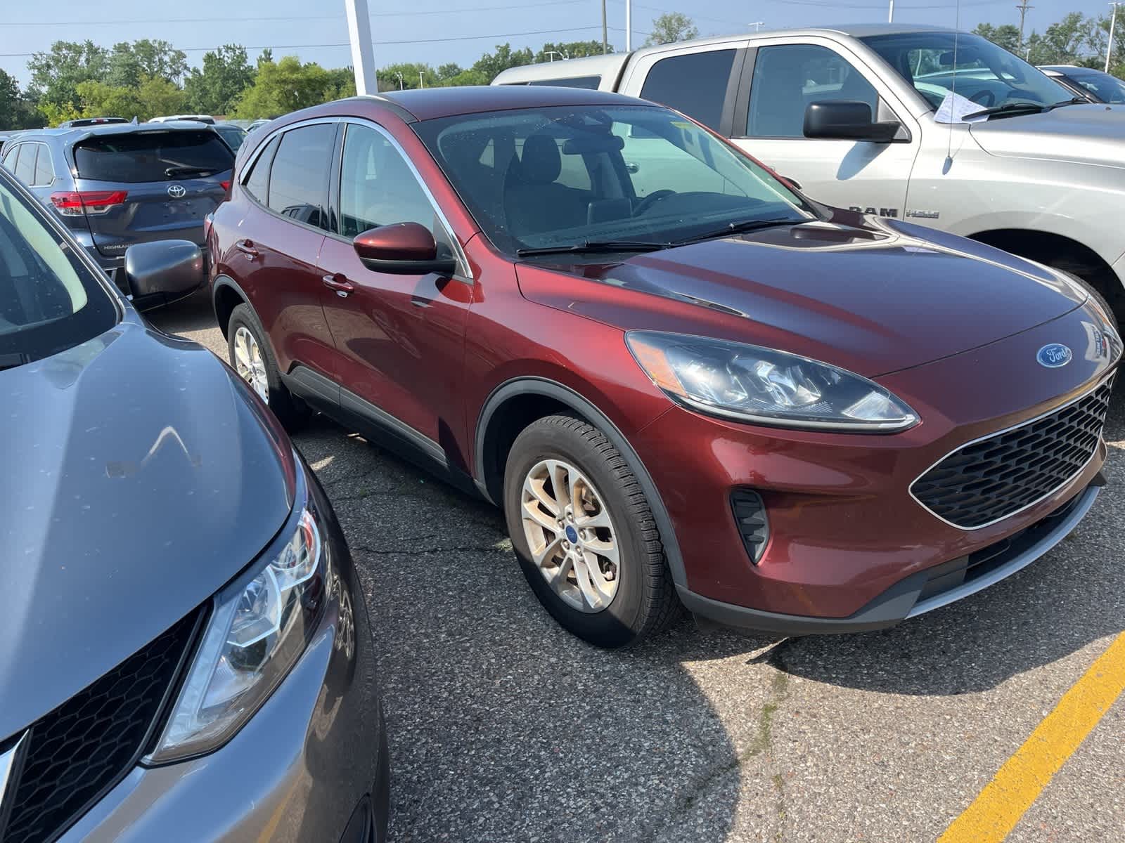 Thumbnail: 2021 Ford Escape - 15