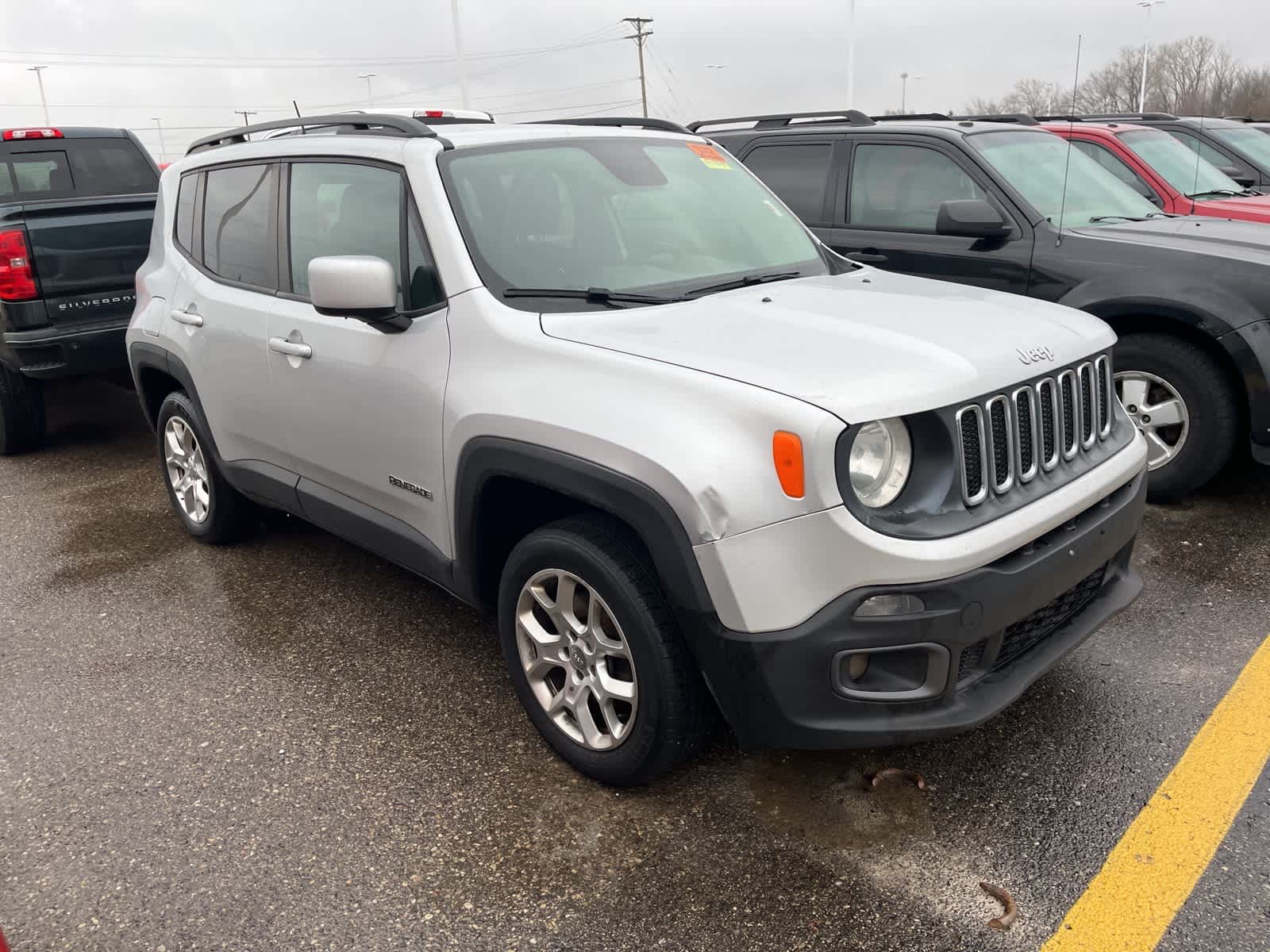 Thumbnail: 2015 Jeep Renegade - 17