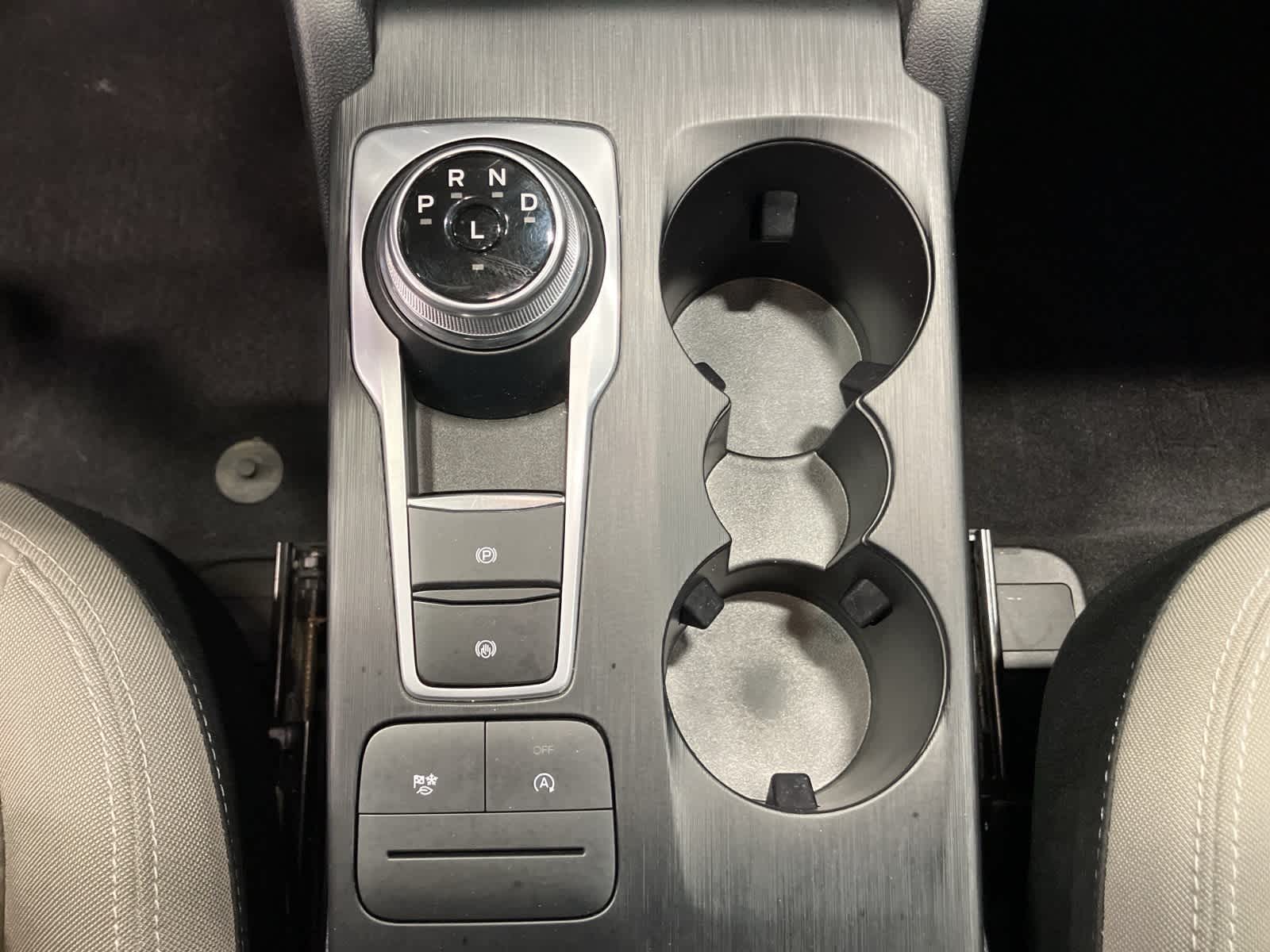 Thumbnail: 2022 Ford Escape - 15