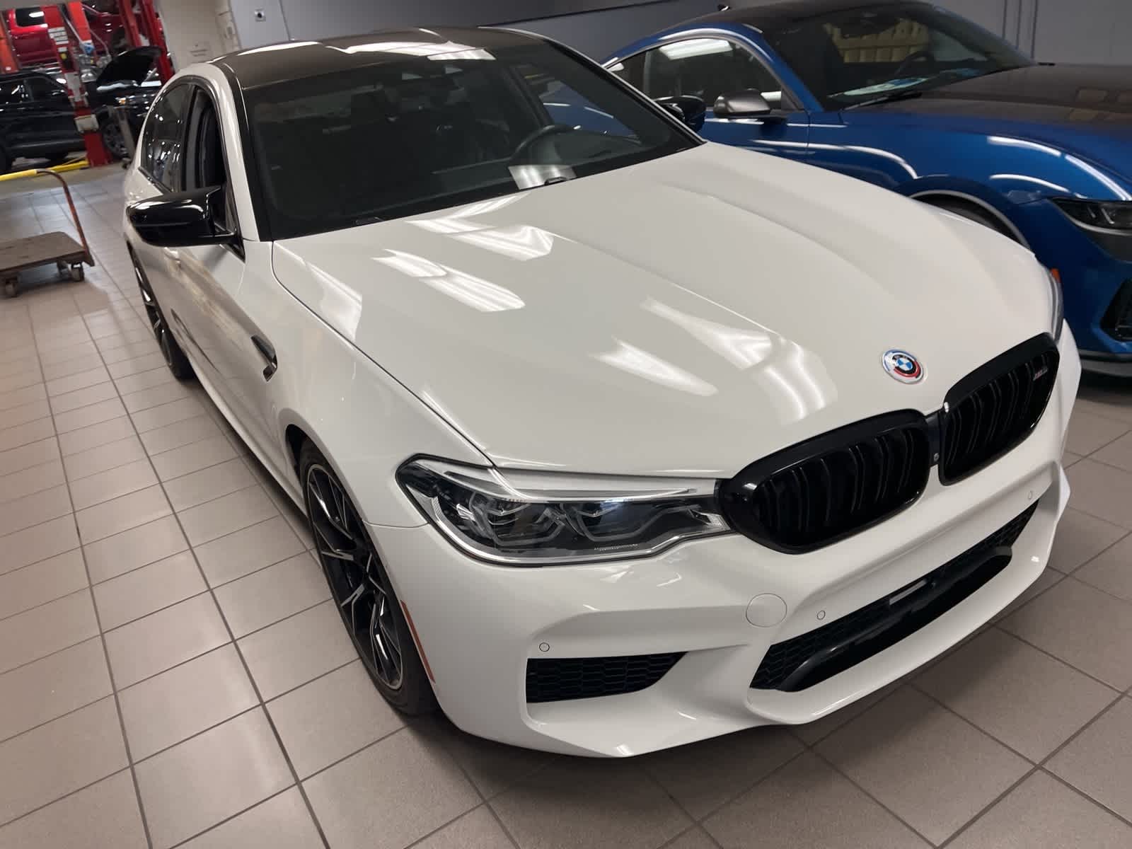 Thumbnail: 2019 BMW M5 - 24