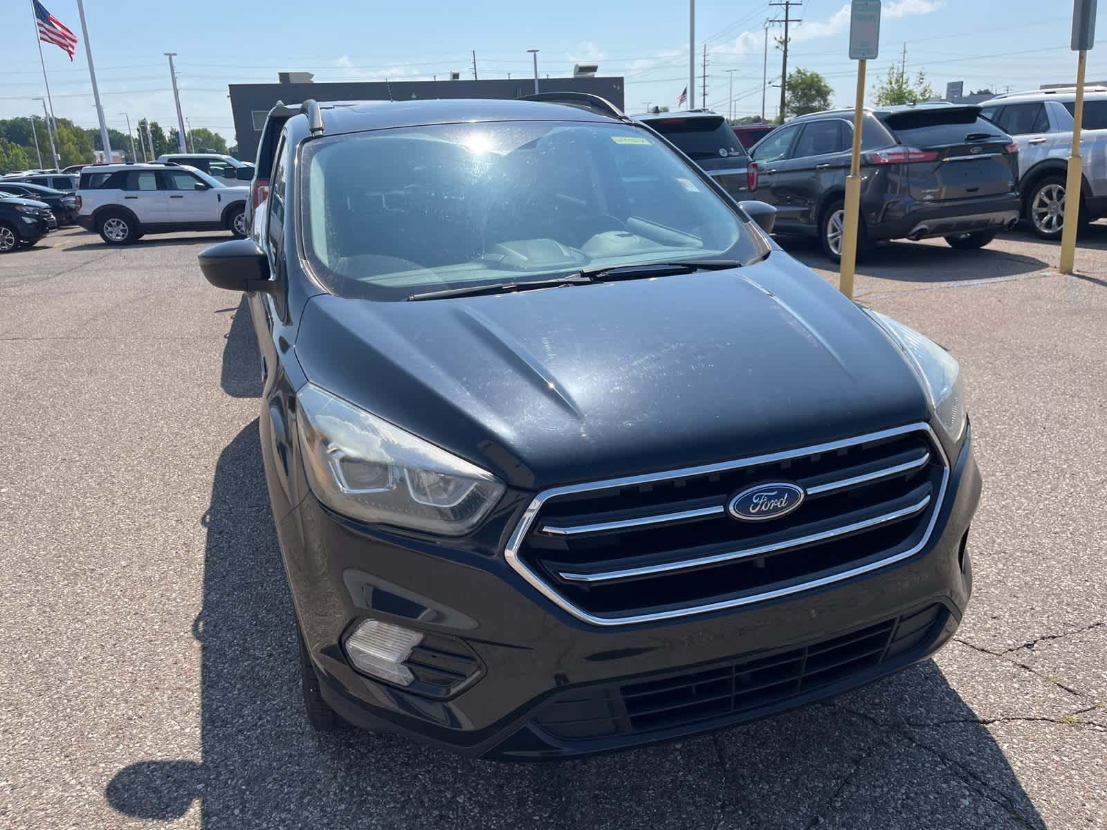 Thumbnail: 2017 Ford Escape - 18