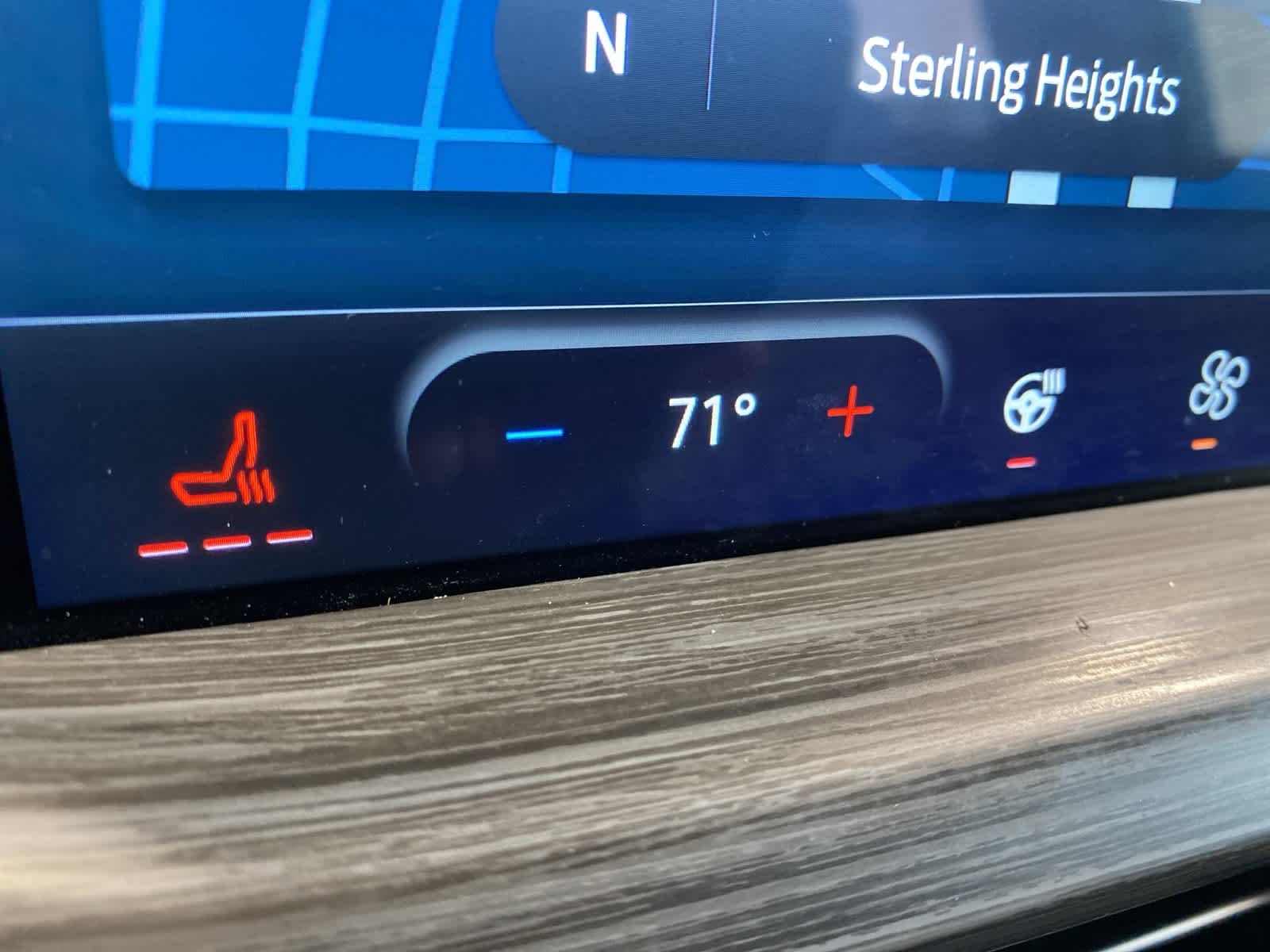 Thumbnail: 2023 Ford Escape - 25