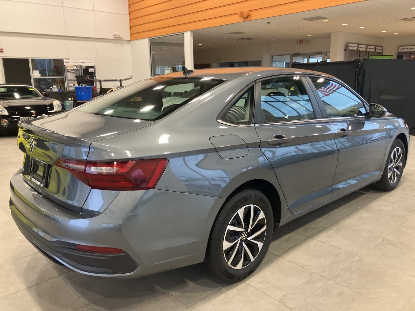 Thumbnail: 2024 Volkswagen Jetta - 5