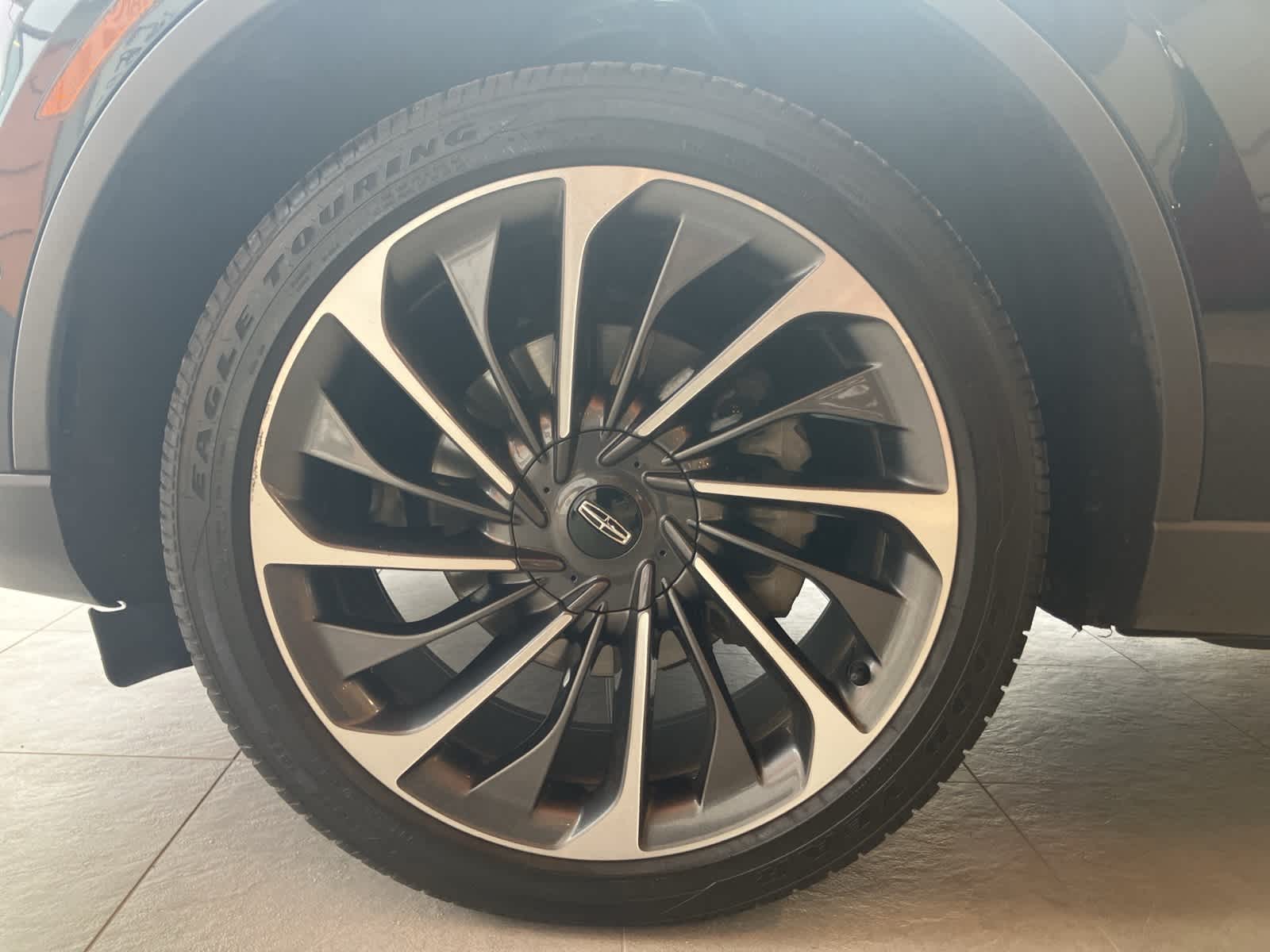 Thumbnail: 2023 Lincoln Aviator - 8