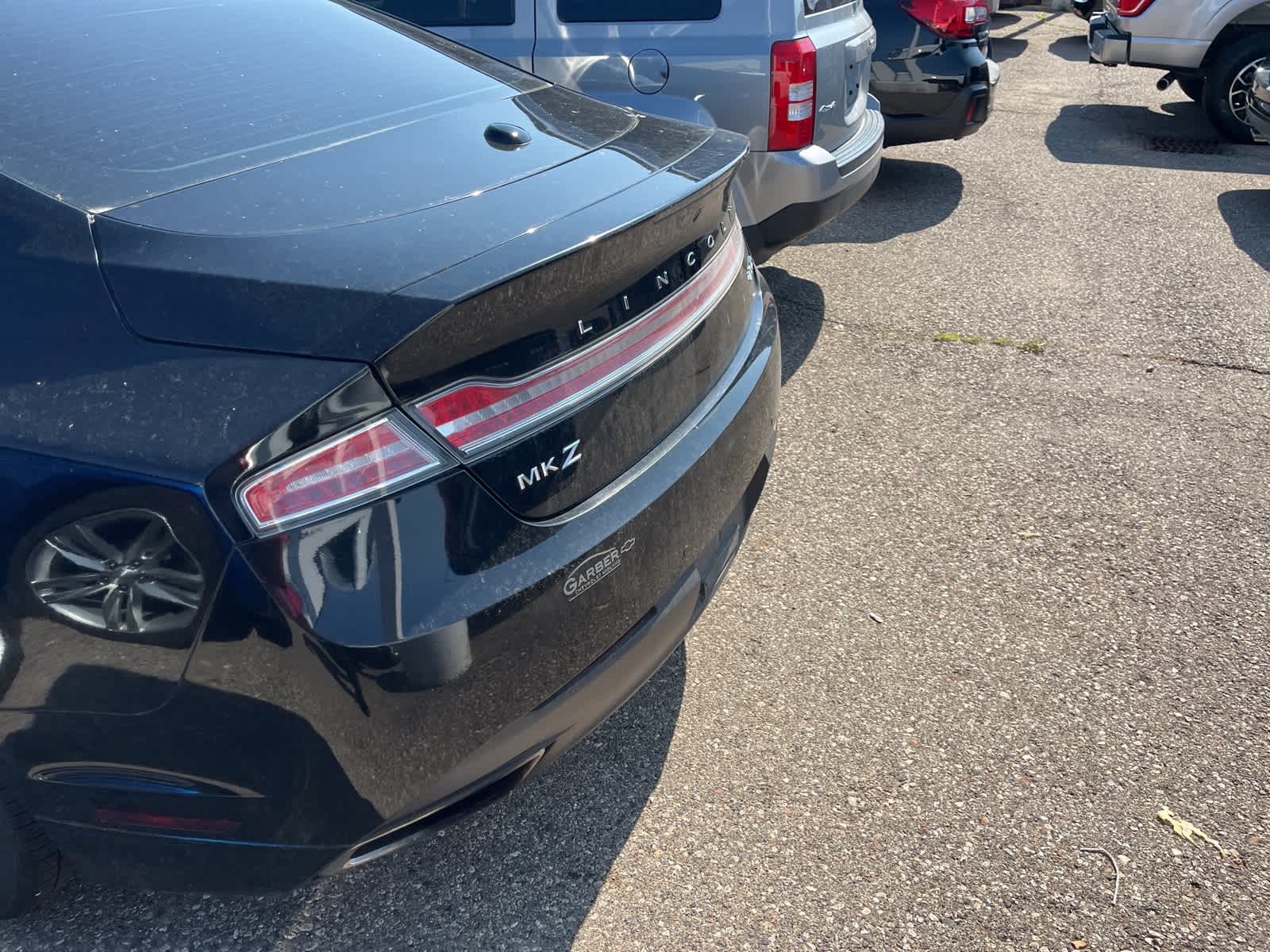 Thumbnail: 2016 Lincoln MKZ - 10