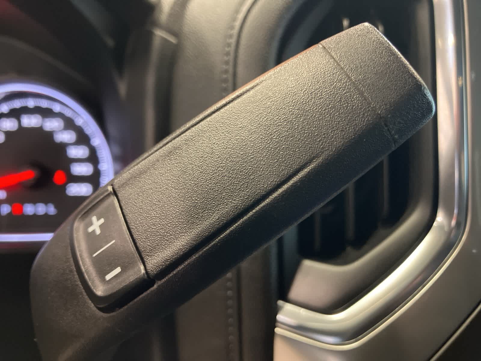 Thumbnail: 2019 Chevrolet Silverado 1500 - 22