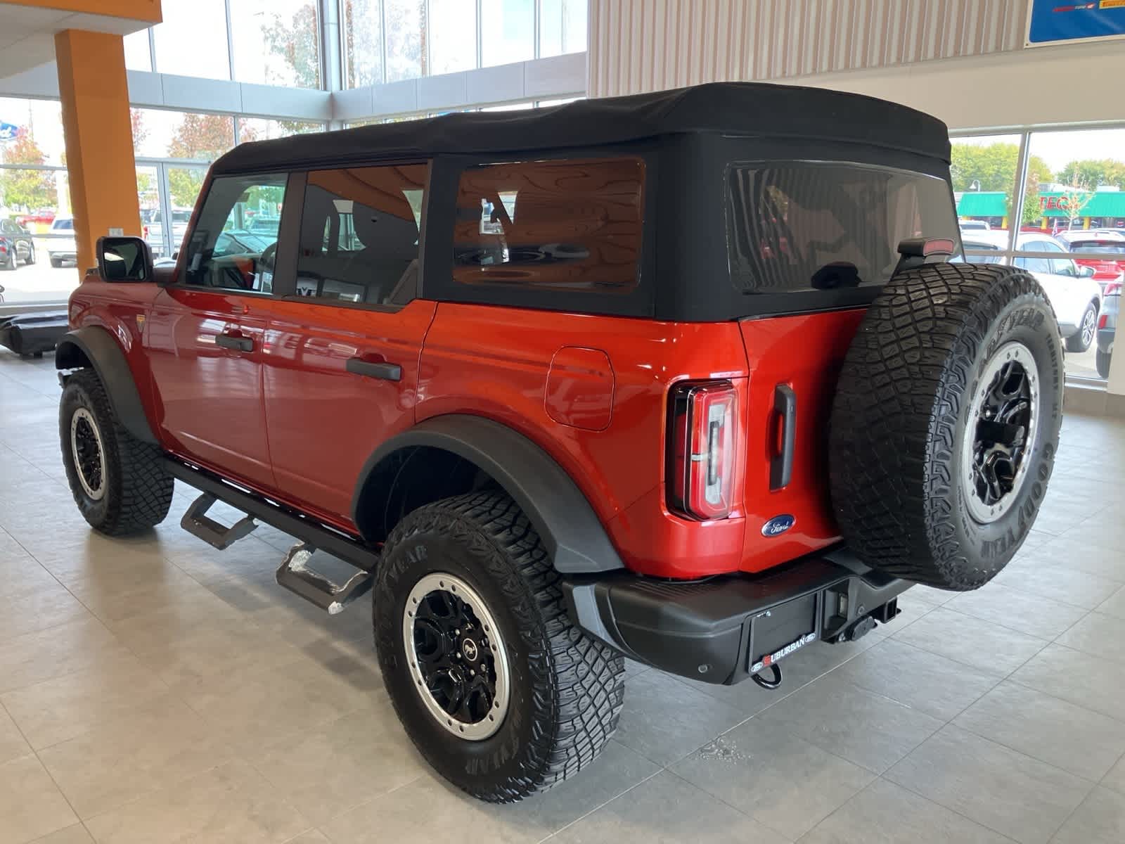 Thumbnail: 2022 Ford Bronco - 7