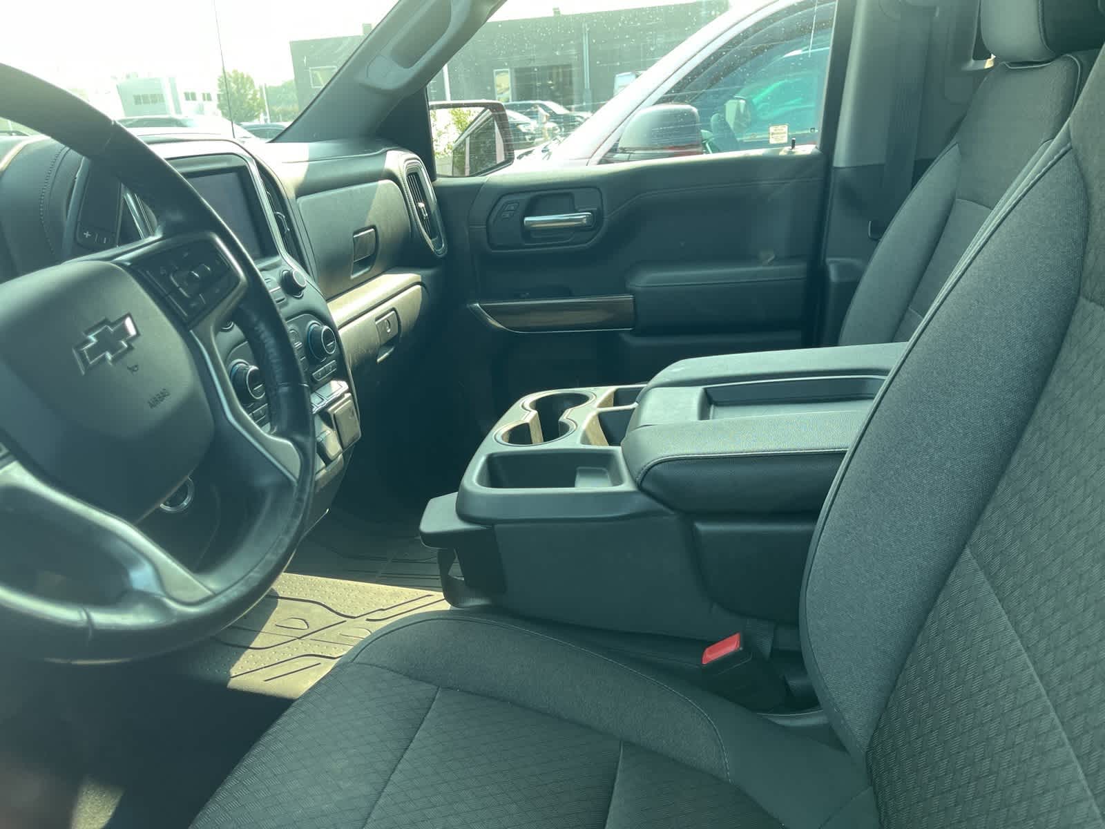 Thumbnail: 2019 Chevrolet Silverado 1500 - 23