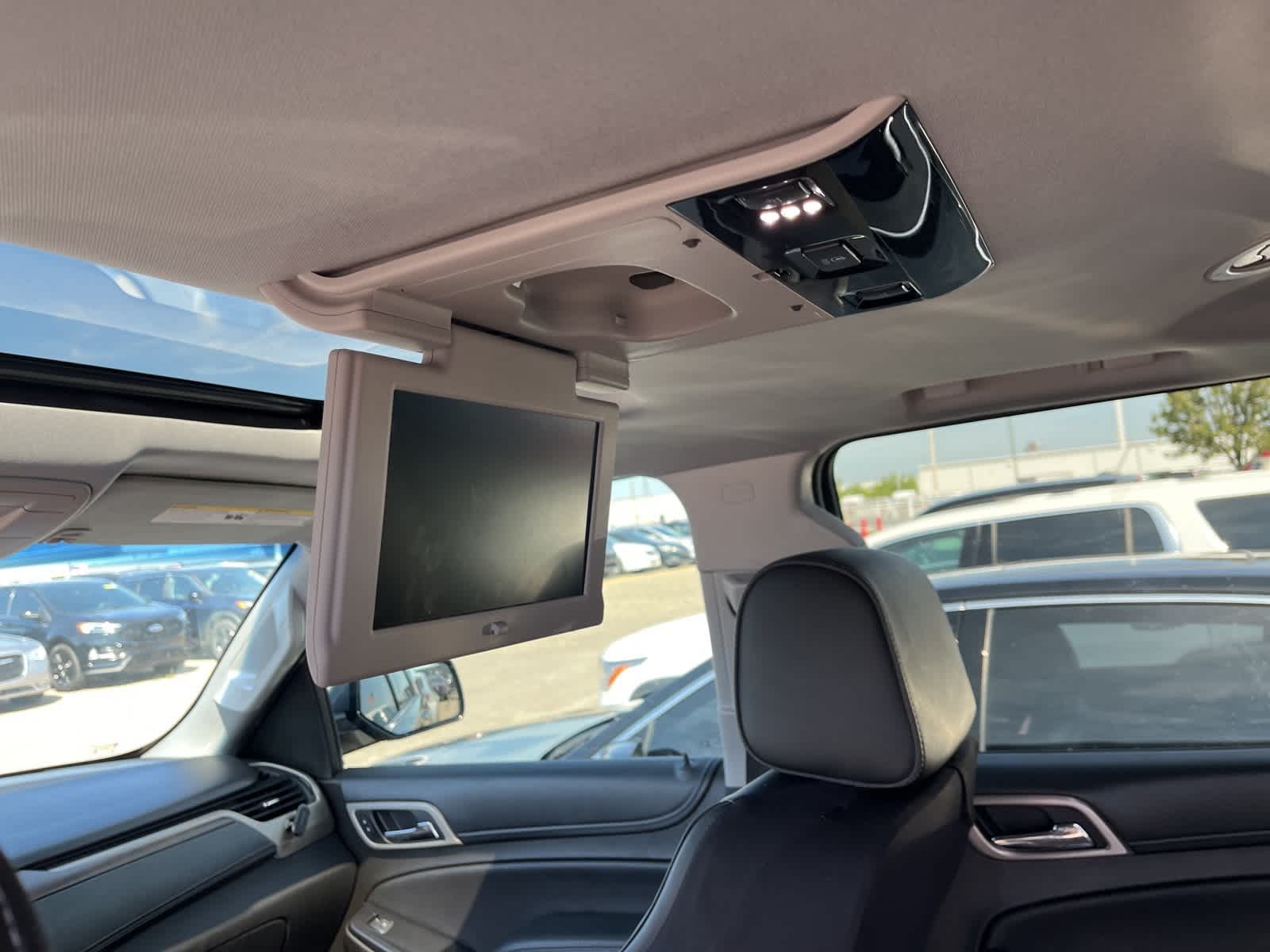 Thumbnail: 2018 GMC Yukon XL - 24