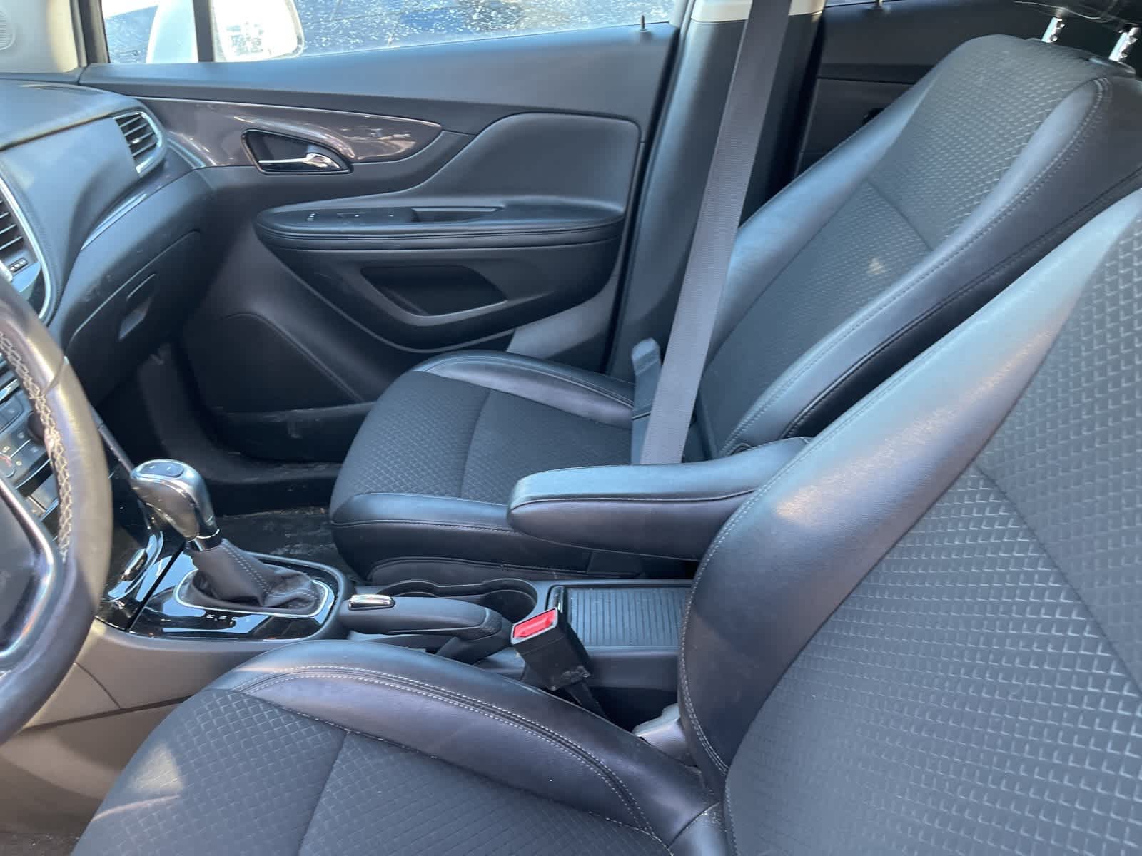 Thumbnail: 2019 Buick Encore - 25