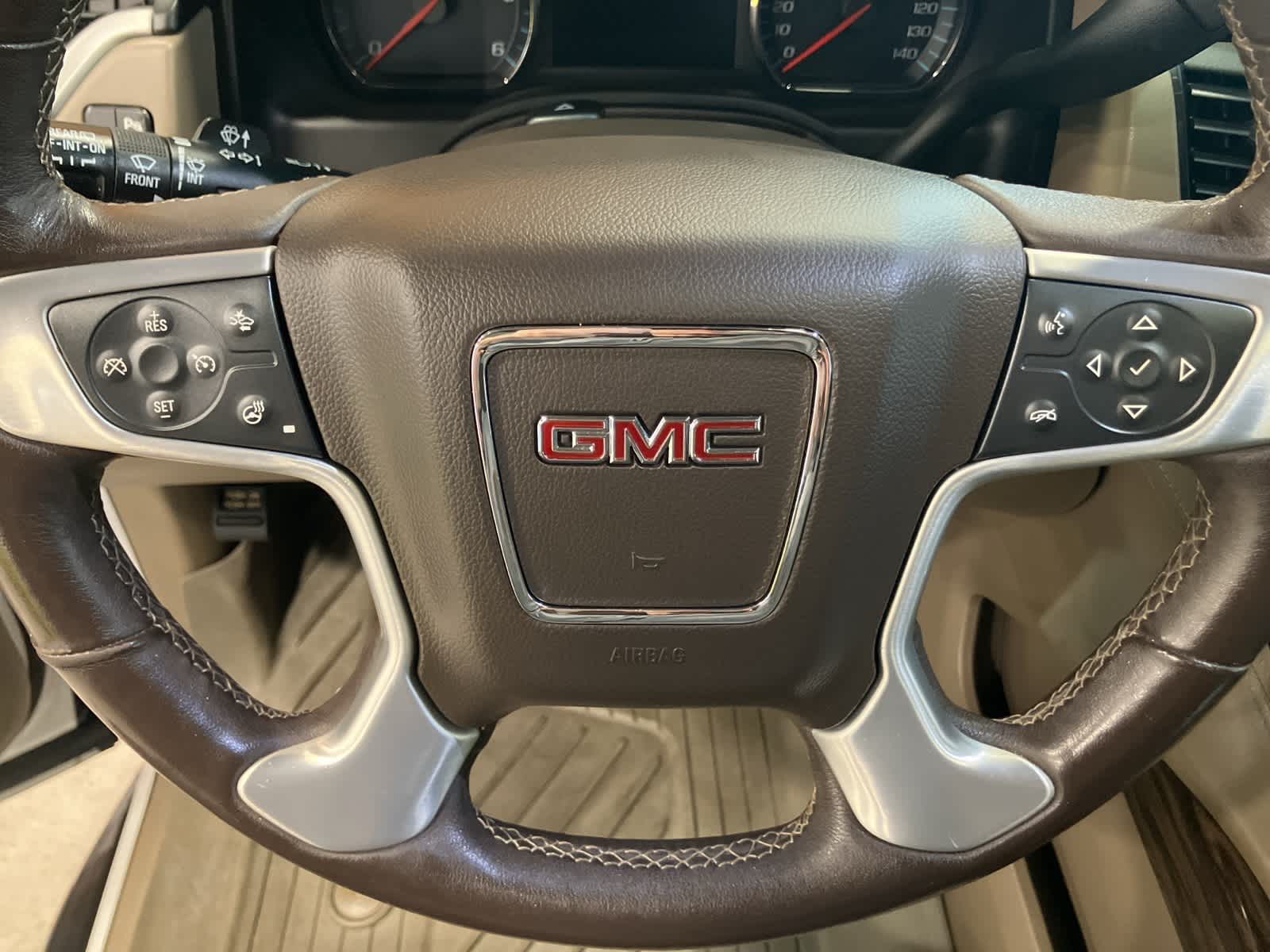 Thumbnail: 2018 GMC Yukon - 18