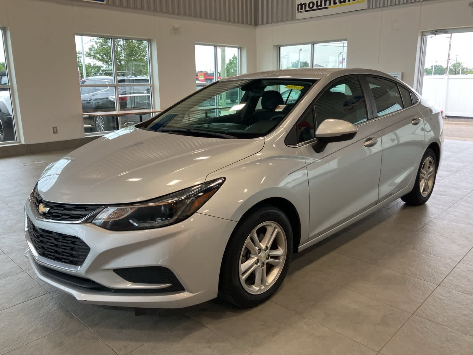 2017 Chevrolet Cruze LT -
                  Sterling Heights, MI