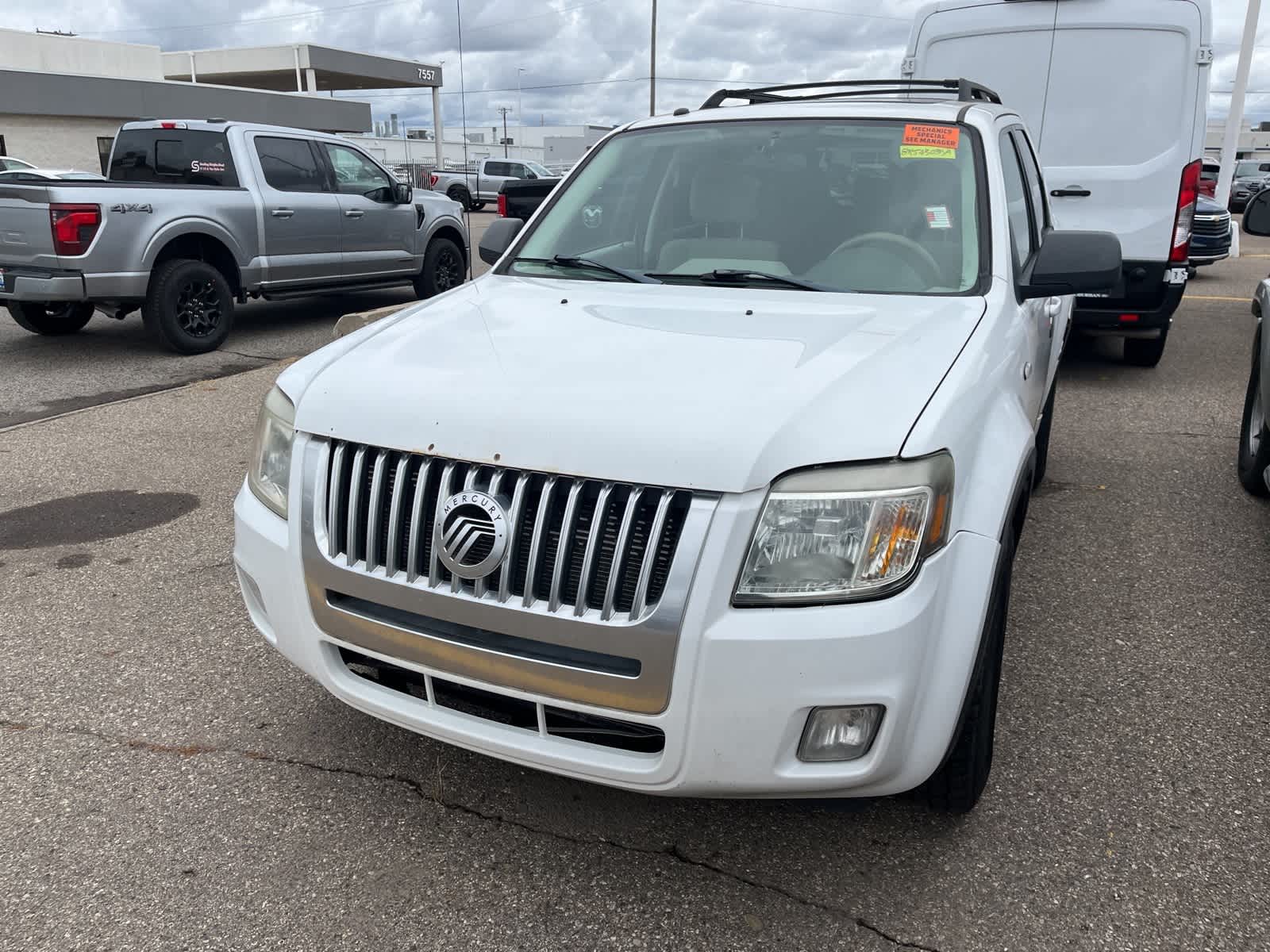 Thumbnail: 2008 Mercury Mariner - 3