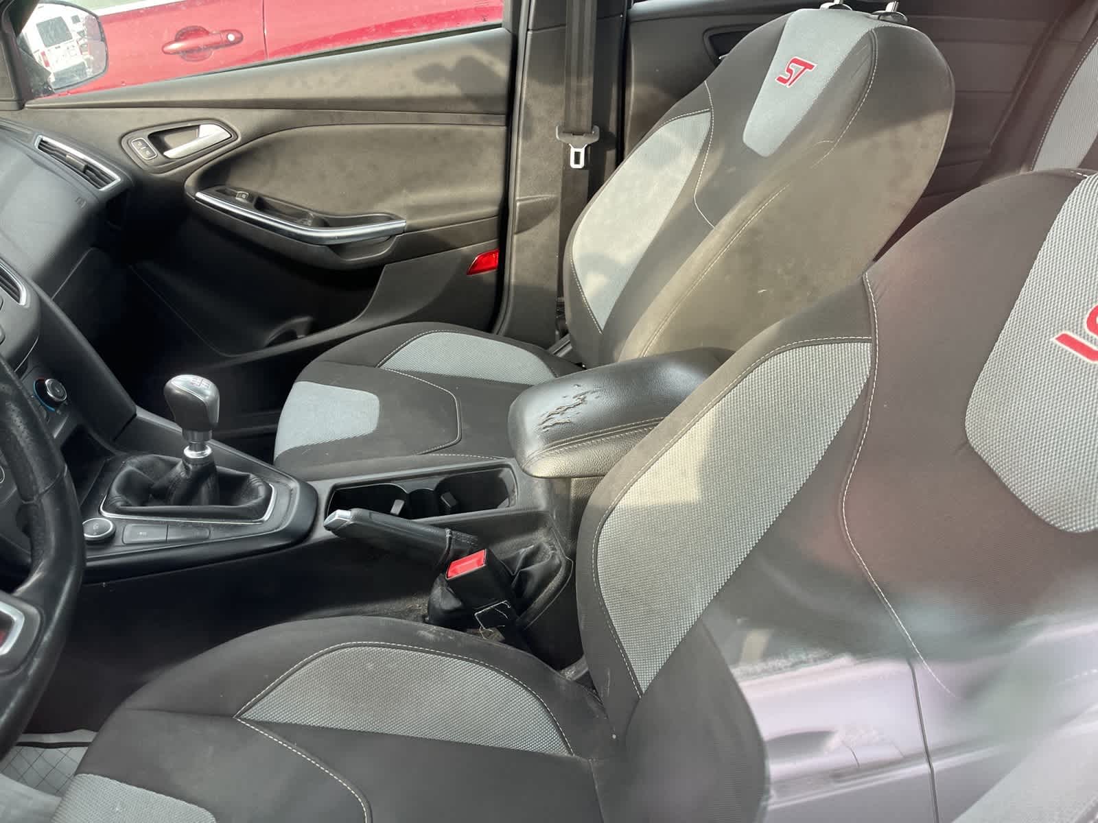 Thumbnail: 2017 Ford Focus - 26