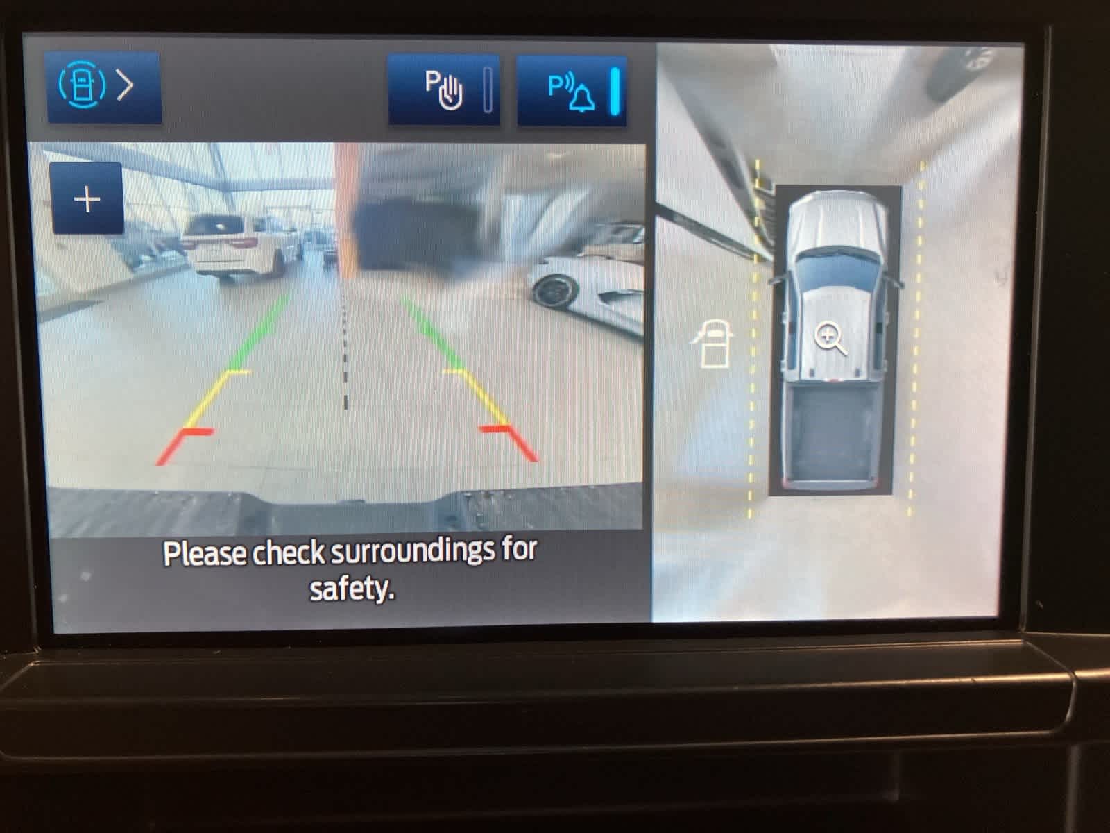 Thumbnail: 2023 Ford Econoline - 25